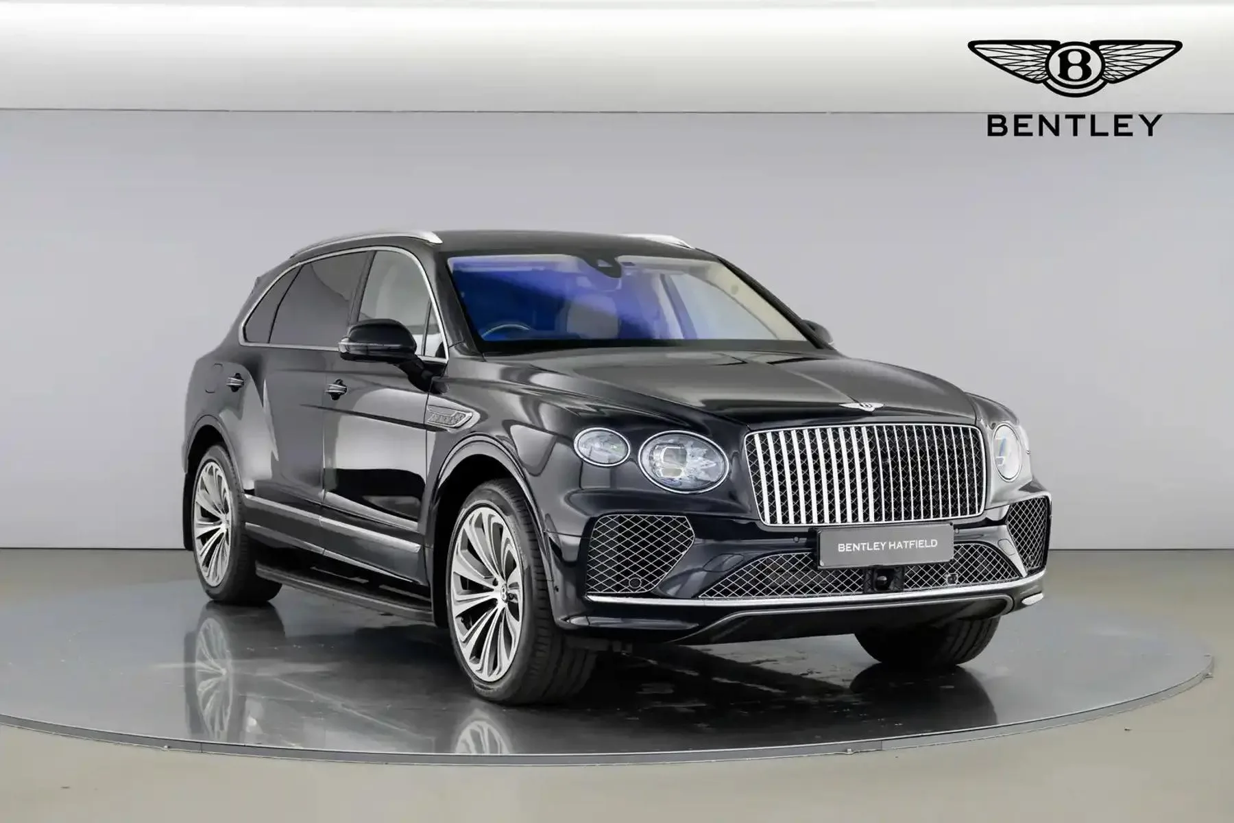 2026 Bentley Bentayga EWB angeboten von einer Vertragshändlergruppe in Hatfield, Vereinigtes Königreich, Hauptfoto