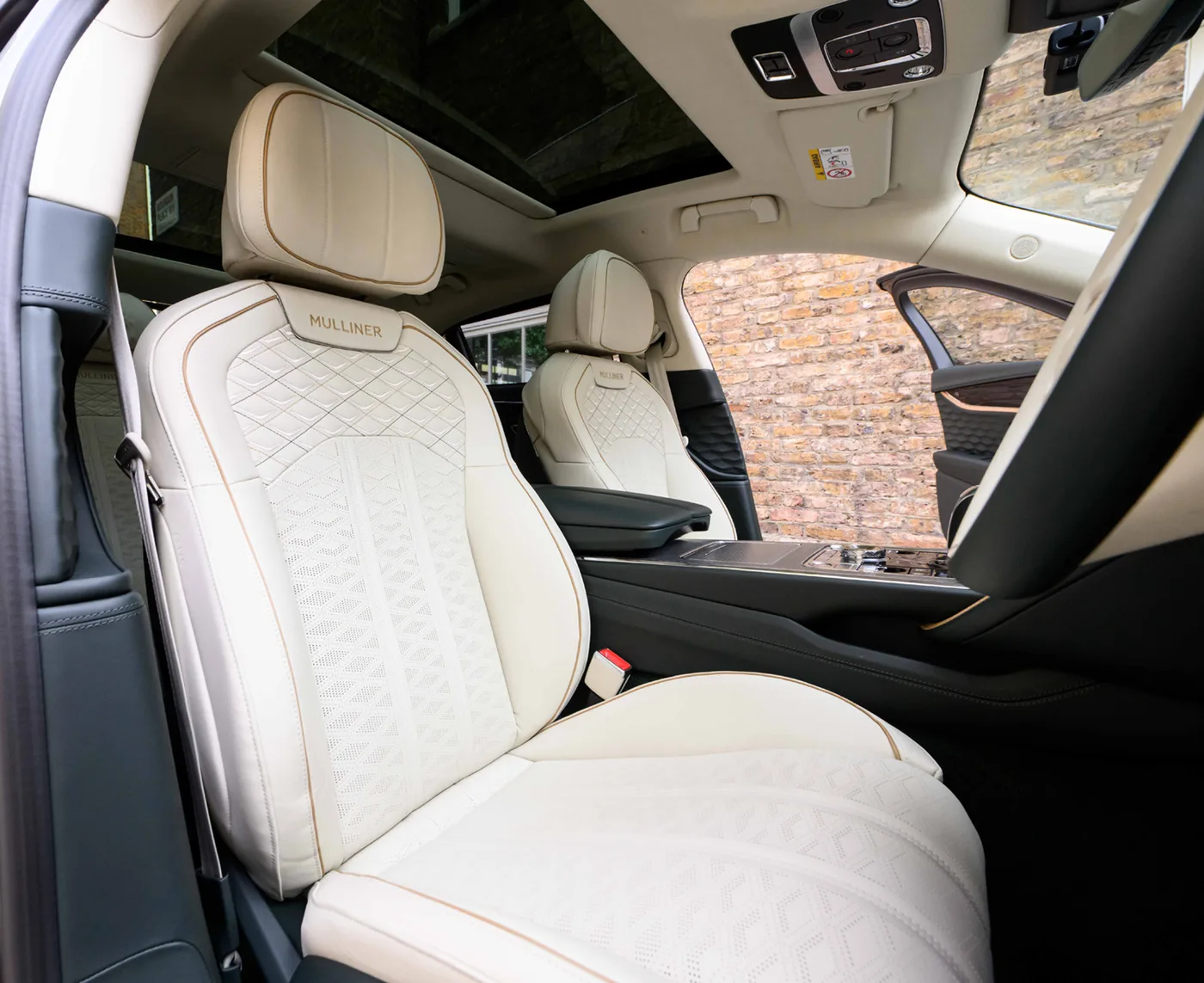 2026 Bentley Bentayga Mulliner angeboten von einer Vertragshändlergruppe in London, Vereinigtes Königreich, Foto 15 von 25