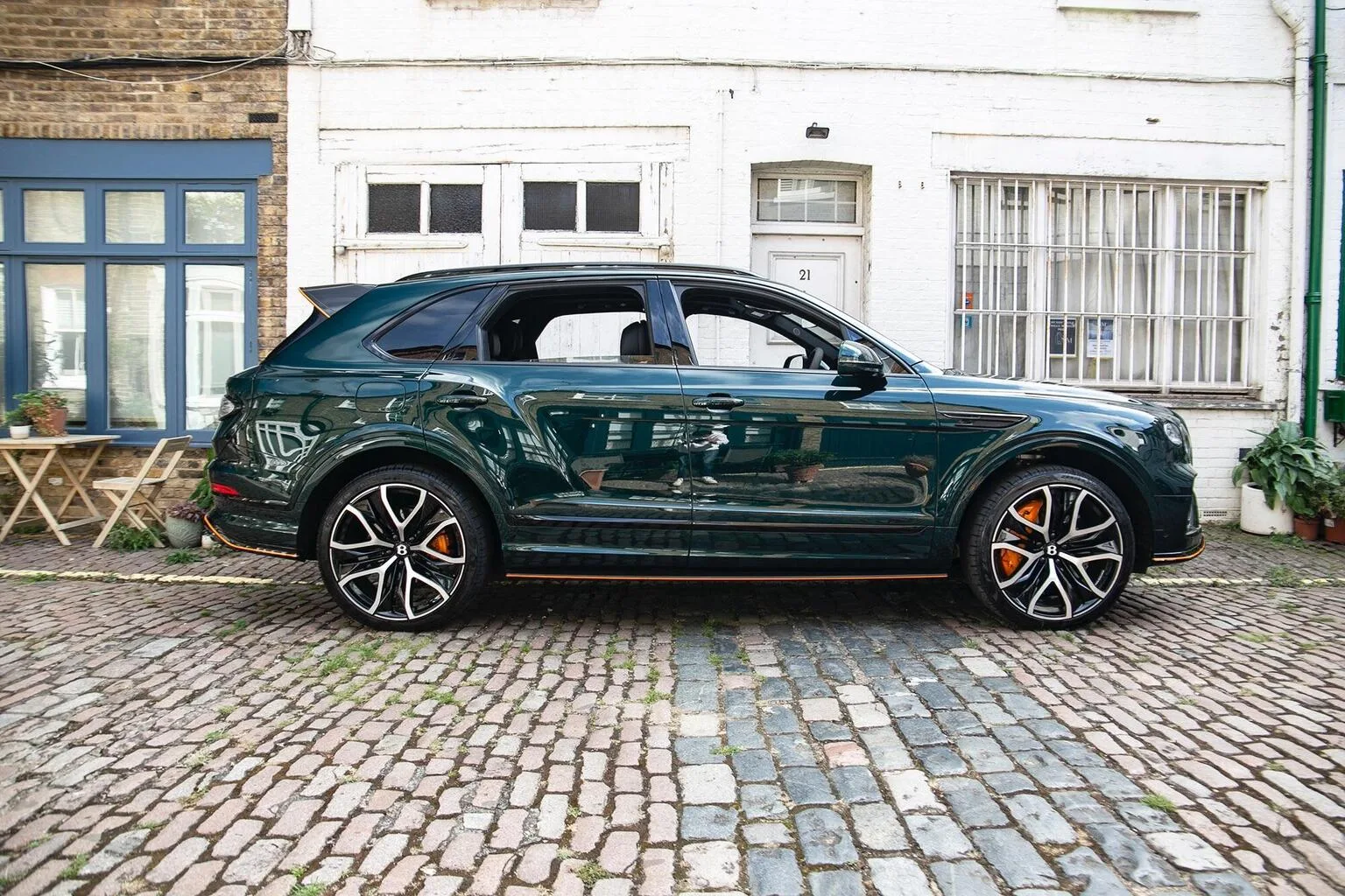 2026 Bentley Bentayga Speed V8, 7/30