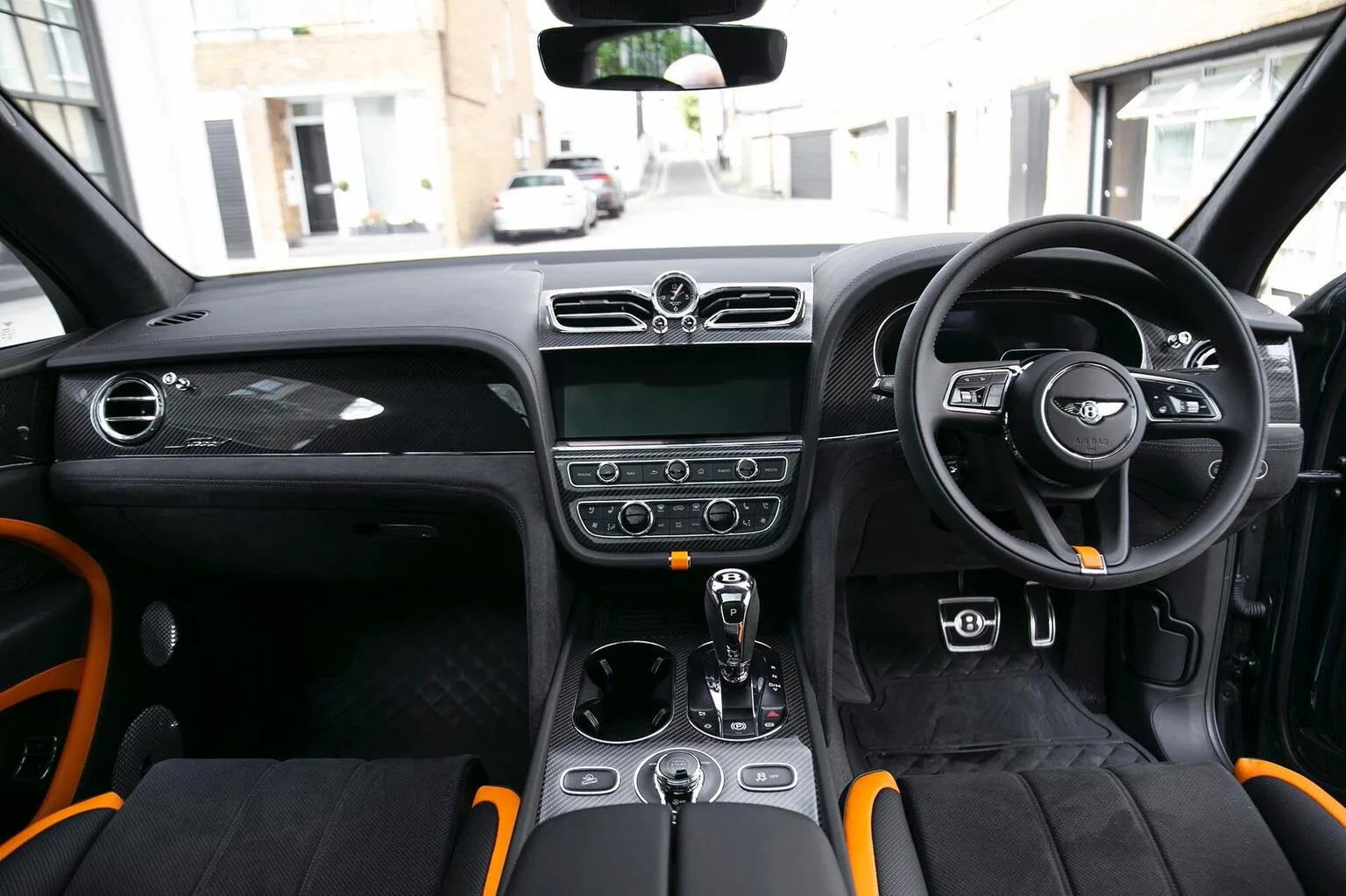 2026 Bentley Bentayga Speed V8, 11/30