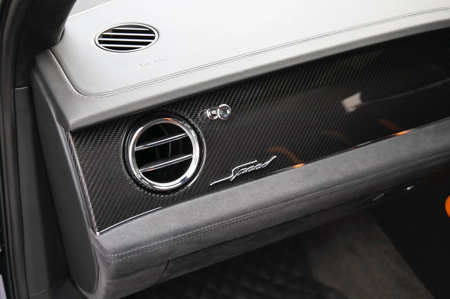 2026 Bentley Bentayga Speed V8, 24/30