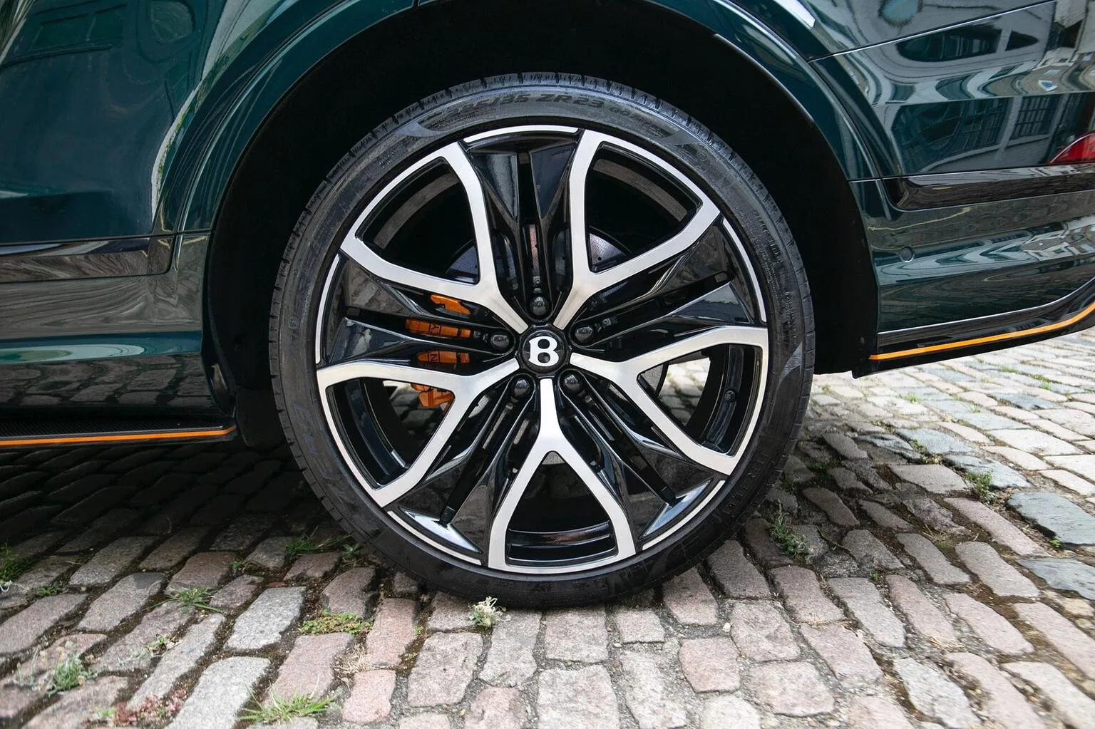 2026 Bentley Bentayga Speed V8, 29/30