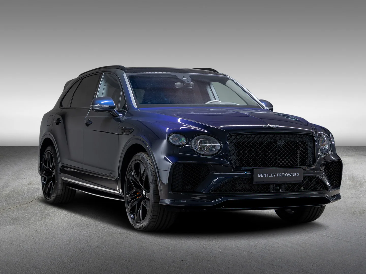 2026 Bentley Bentayga Speed V8, 3/30