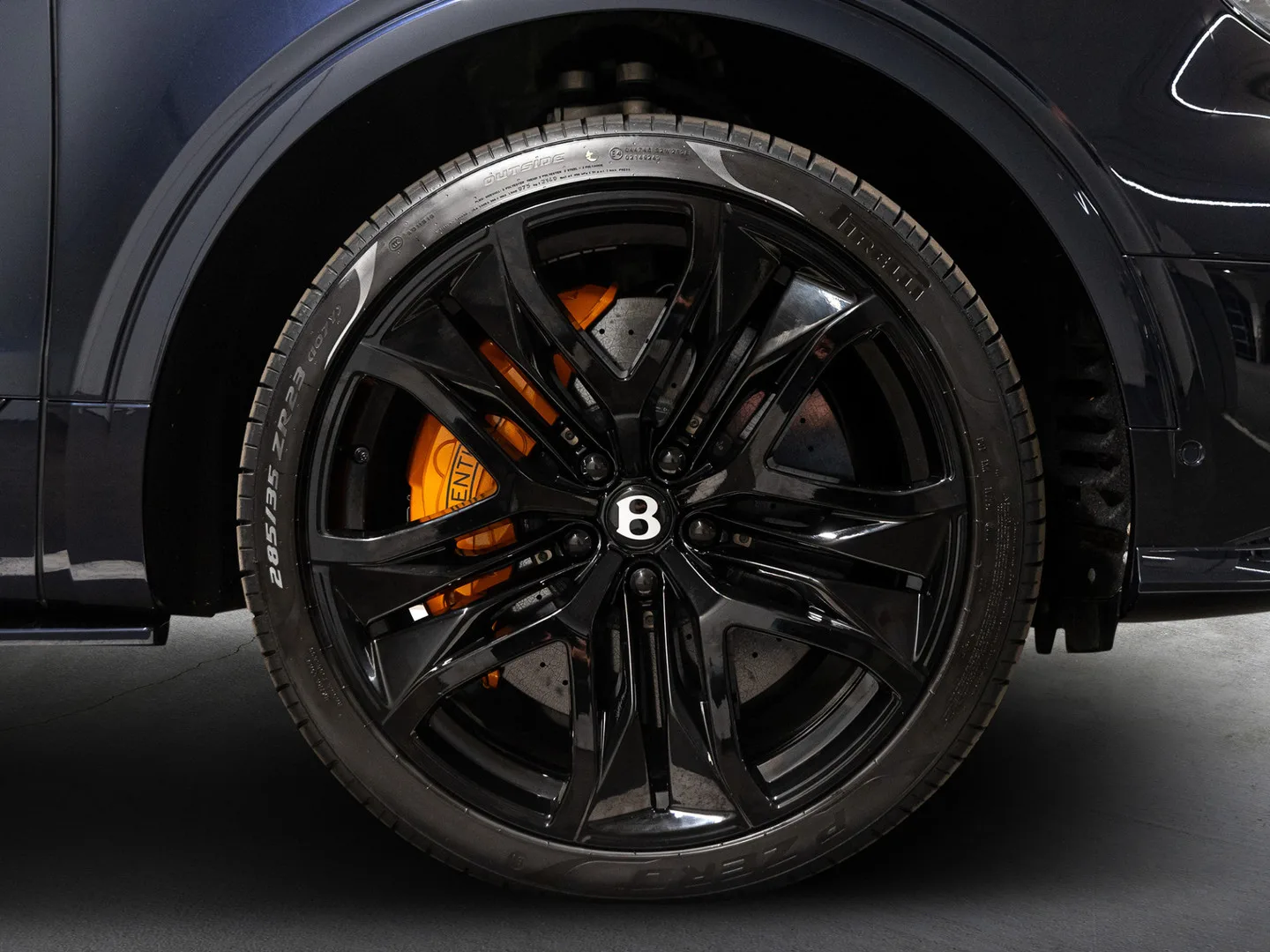 2026 Bentley Bentayga Speed V8, 9/30