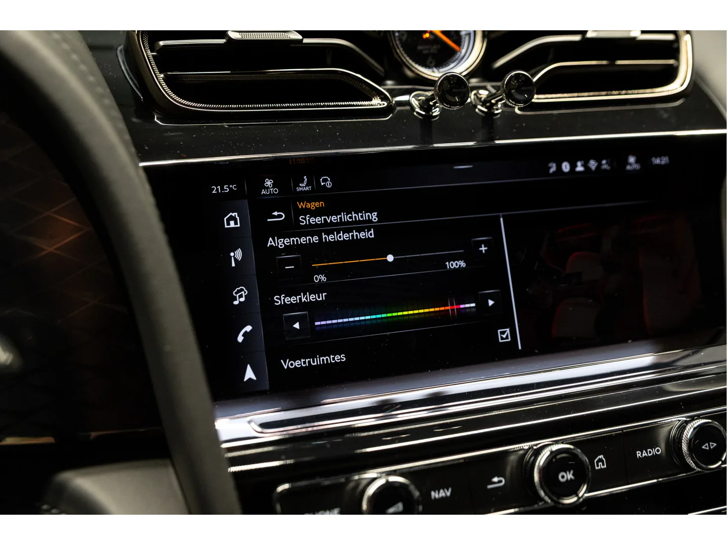 2026 Bentley Bentayga Speed V8, 28/30