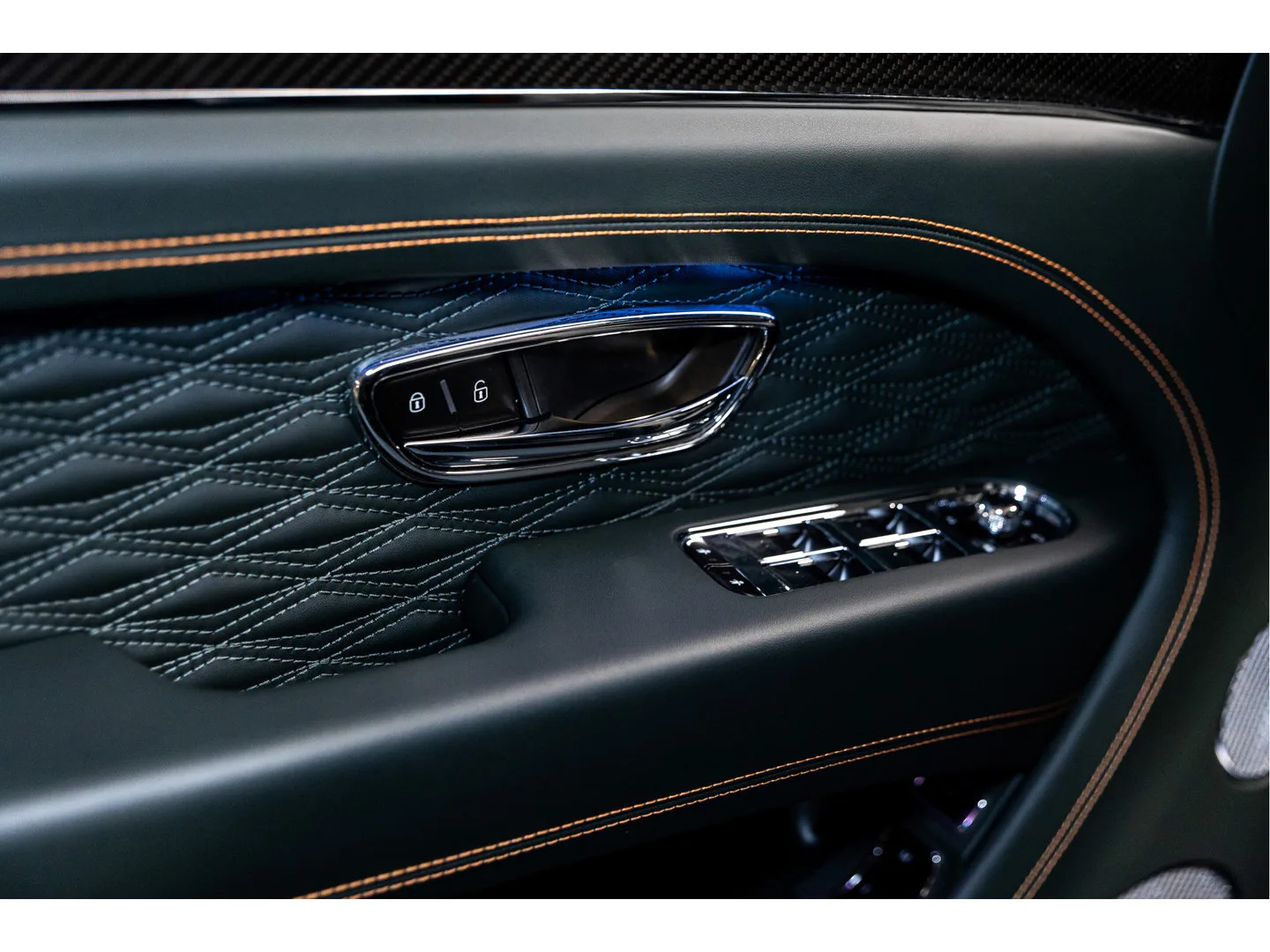 2026 Bentley Bentayga Speed V8, 25/30