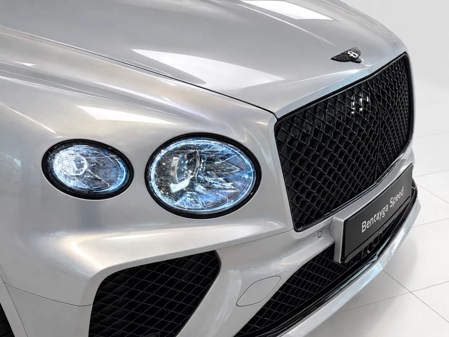 2026 Bentley Bentayga Speed, 8/30