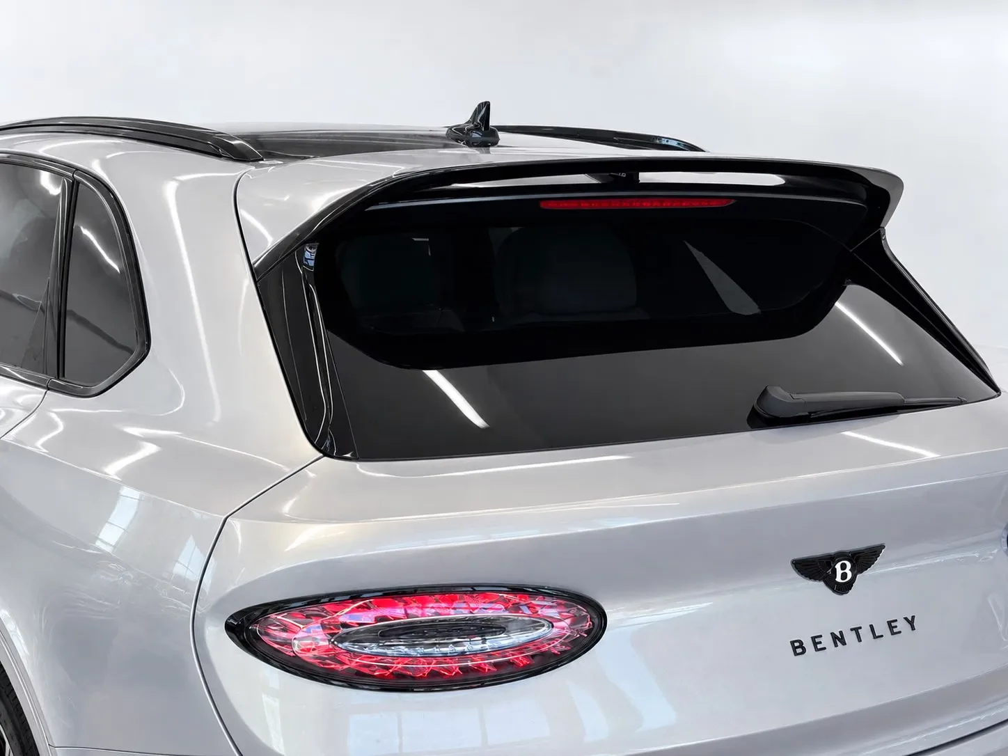 2026 Bentley Bentayga Speed, 9/30