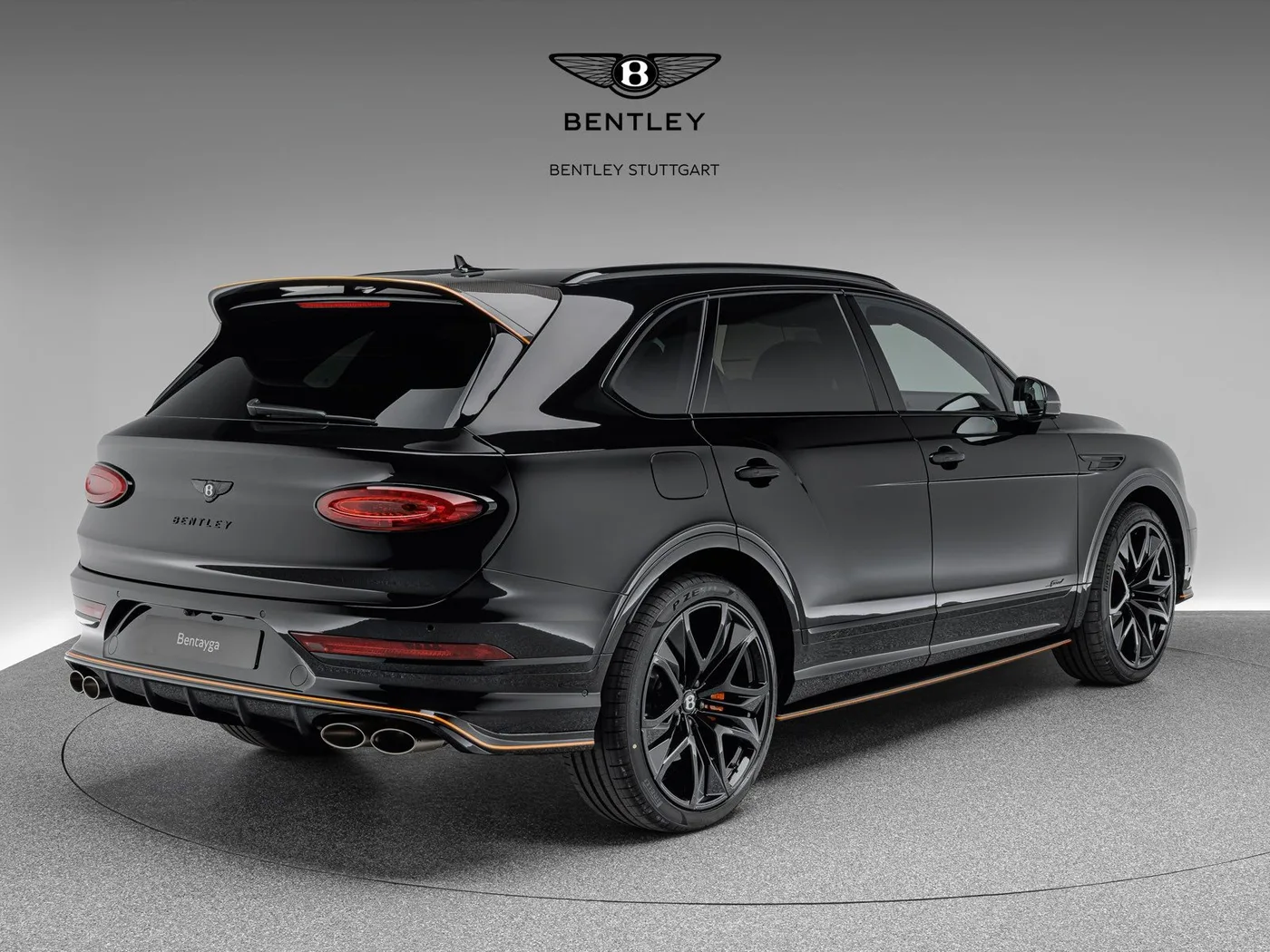 2026 Bentley Bentayga Speed offered by a specialist dealer in Böblingen, Germany, photo 3 of 15