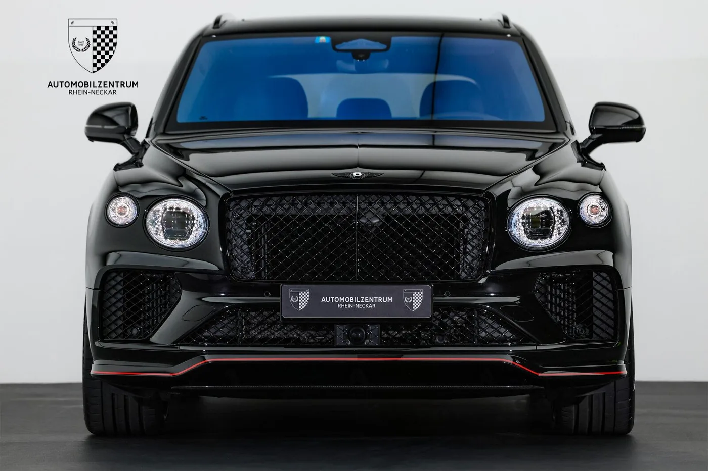 2026 Bentley Bentayga Speed Mulliner angeboten von einem Supersportwagenhändler in Viernheim, Deutschland, Foto 2 von 25