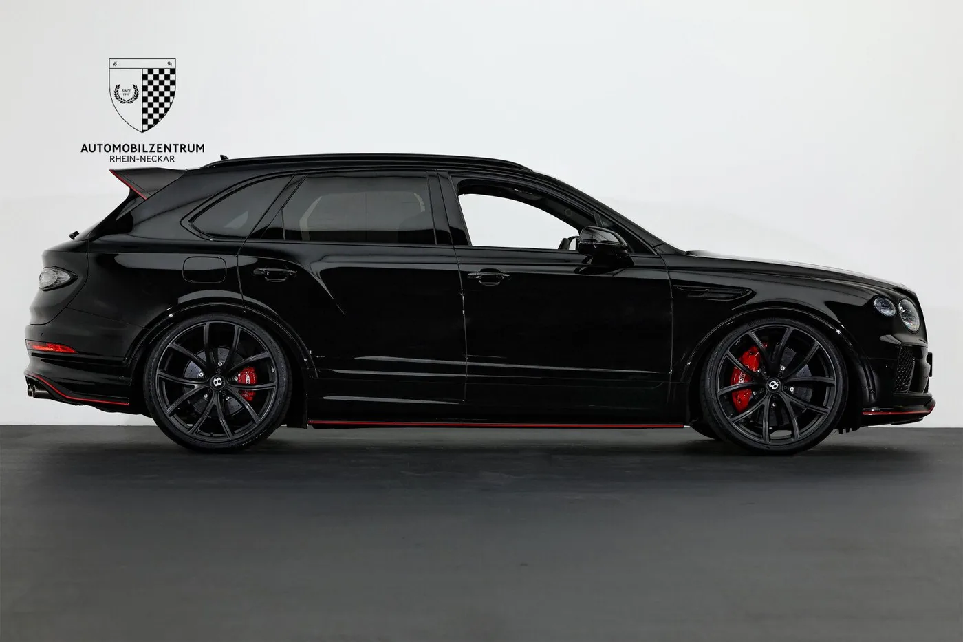 2026 Bentley Bentayga Speed Mulliner angeboten von einem Supersportwagenhändler in Viernheim, Deutschland, Foto 8 von 25