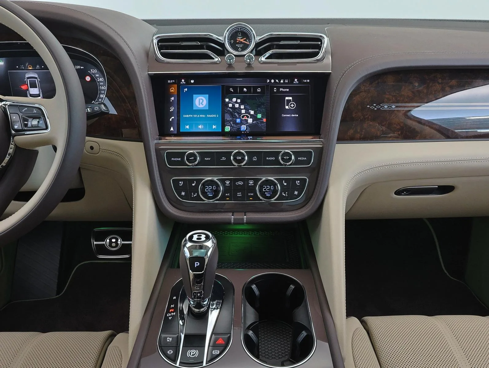 2026 Bentley Bentayga V8 Atelier Edition, 11/24