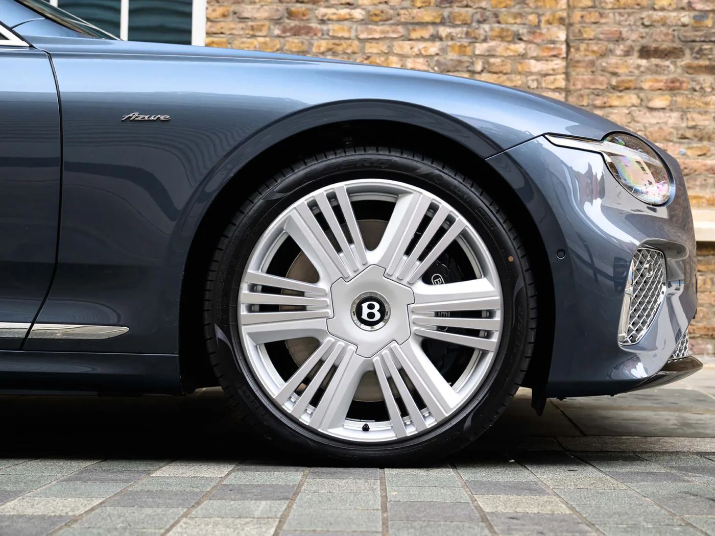 2026 Bentley Continental GT Azure angeboten von einer Vertragshändlergruppe in London, Vereinigtes Königreich, Foto 6 von 25