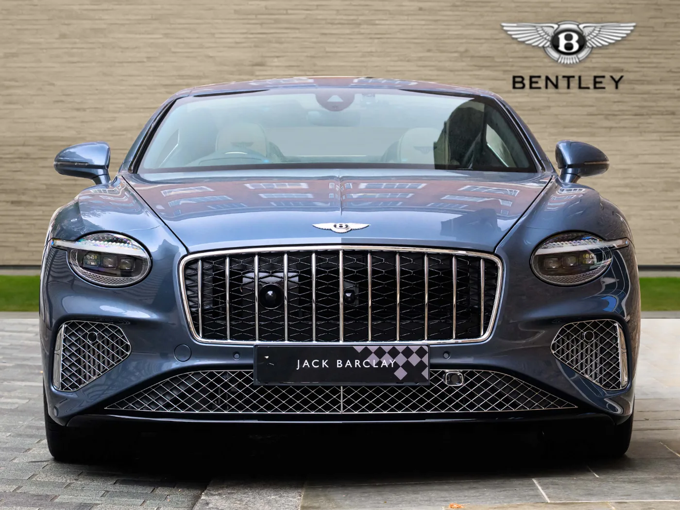 2026 Bentley Continental GT Azure angeboten von einer Vertragshändlergruppe in London, Vereinigtes Königreich, Foto 19 von 25