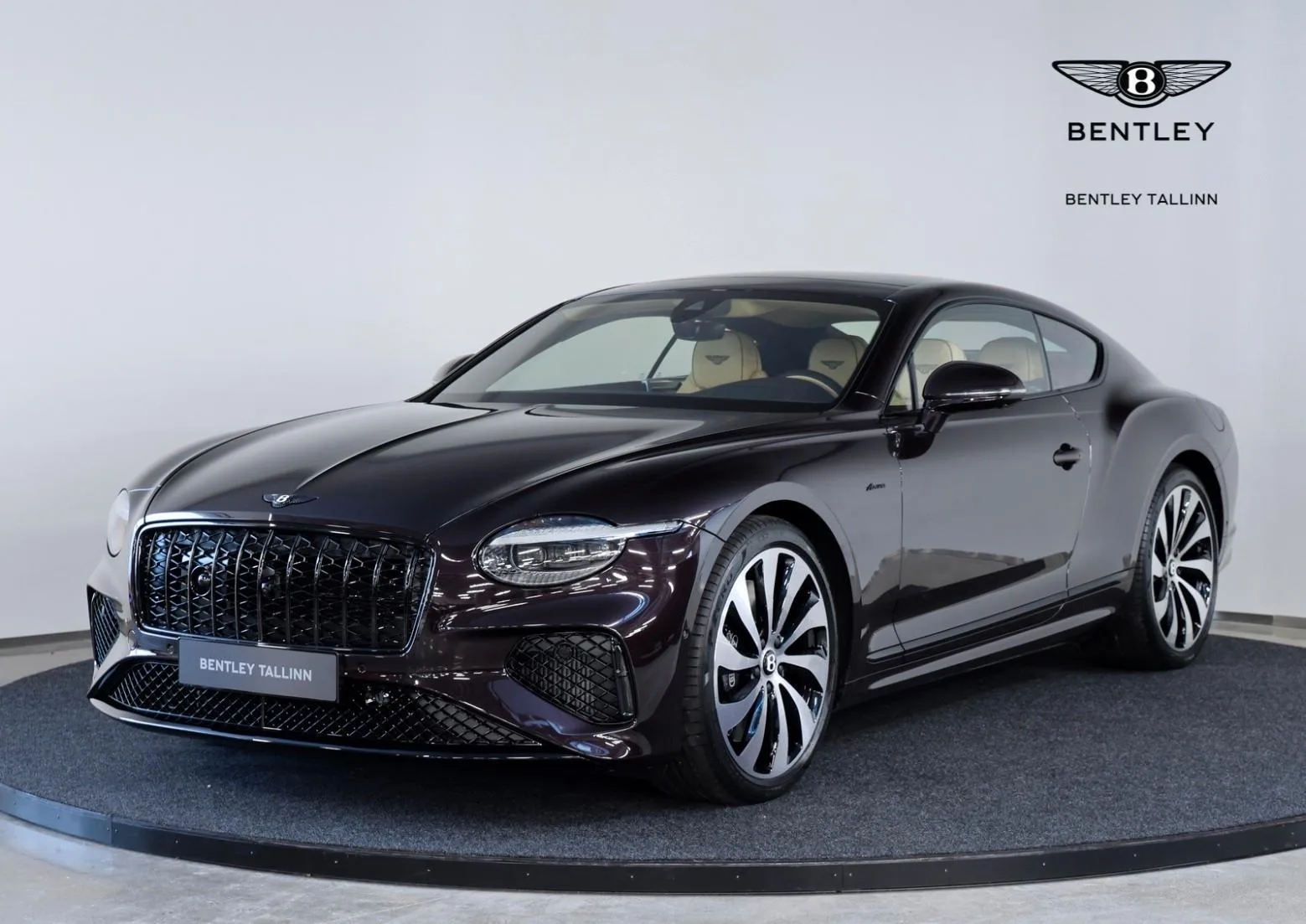 2026 Bentley Continental GT Azure angeboten von einem Fachhändler in Tallinn, Estland, Hauptfoto
