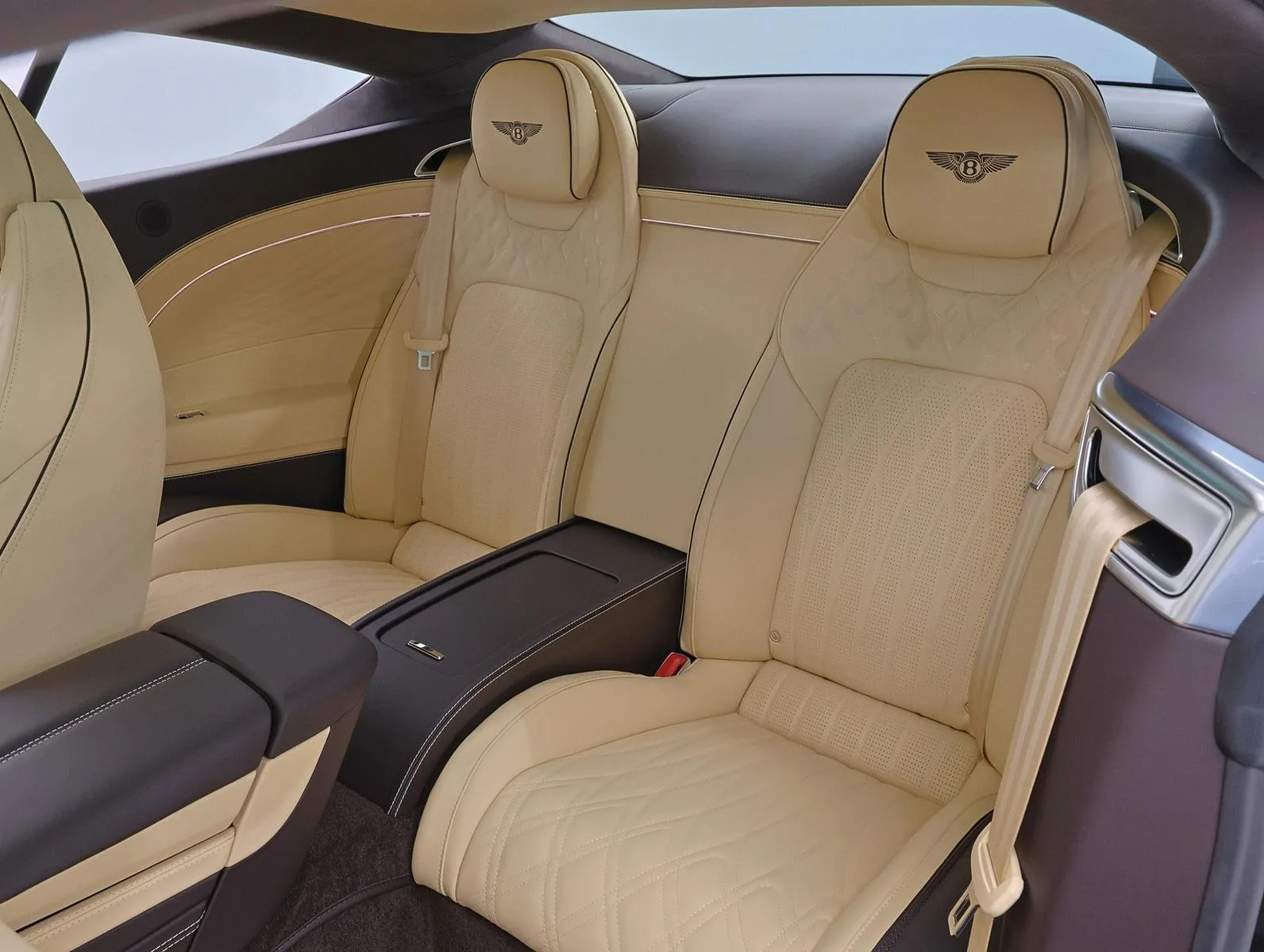 2026 Bentley Continental GT Azure, 8/22