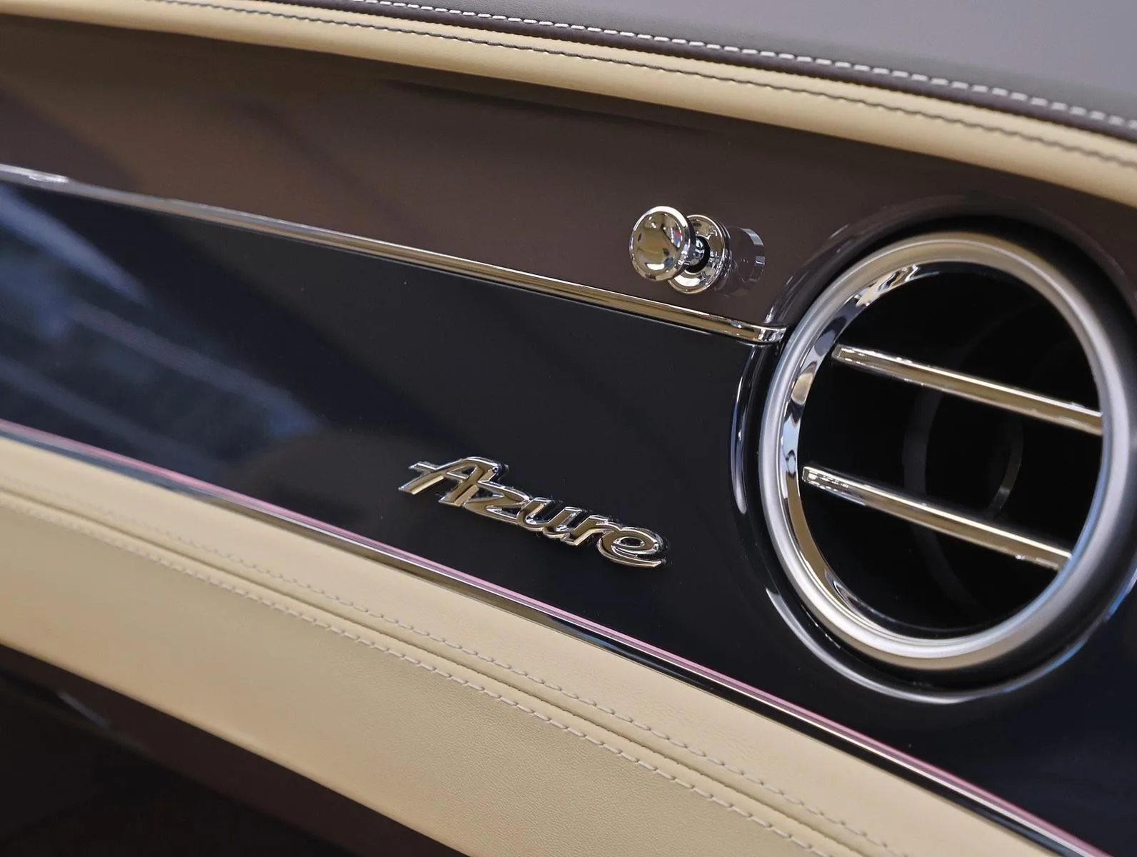 2026 Bentley Continental GT Azure, 11/22