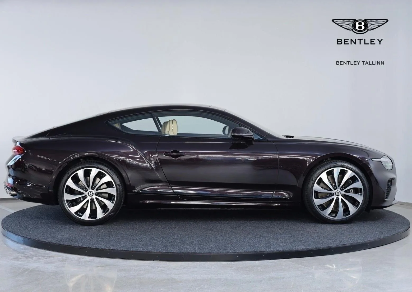 2026 Bentley Continental GT Azure, 21/22