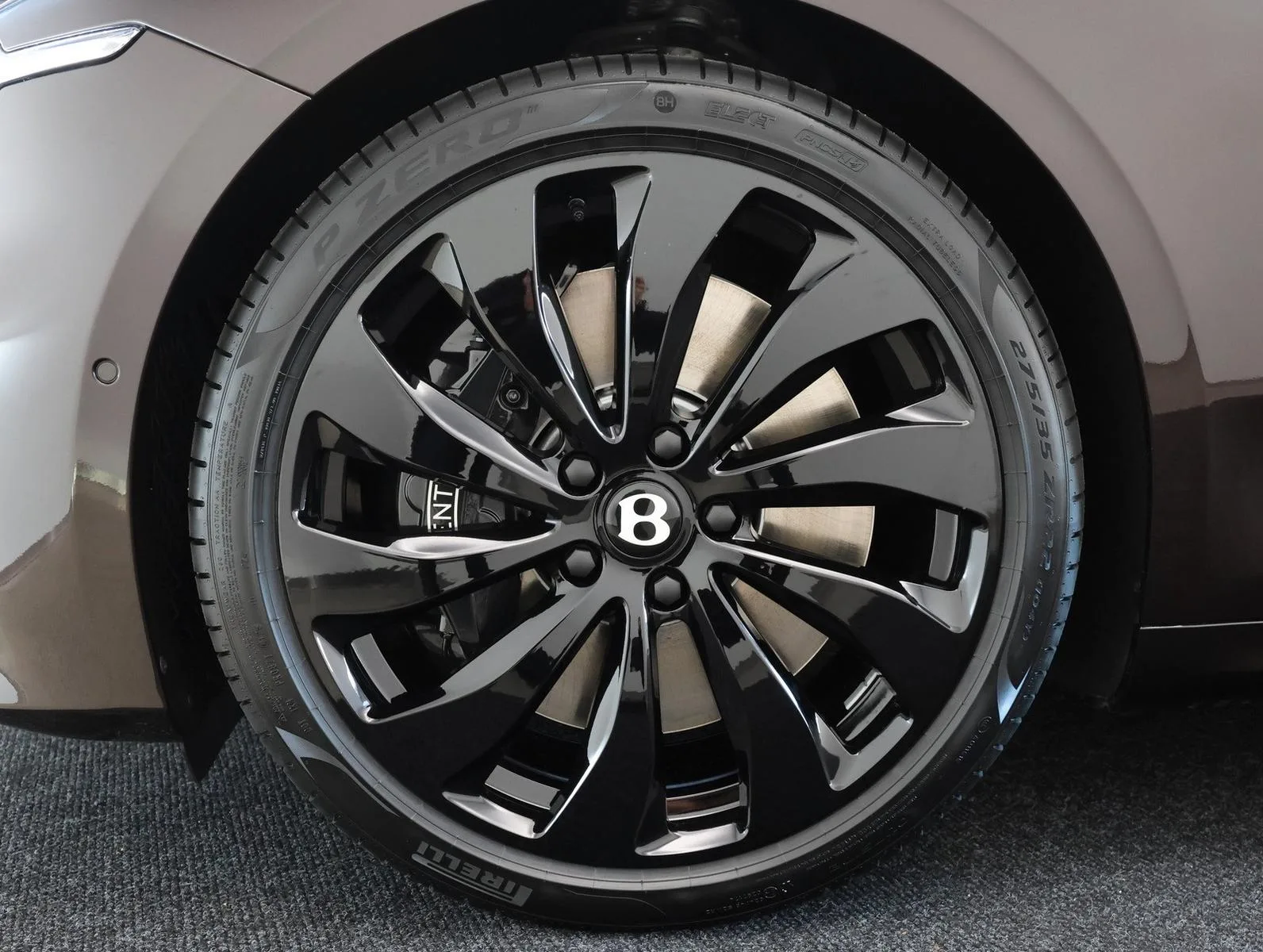 2026 Bentley Continental GT Azure, 17/21