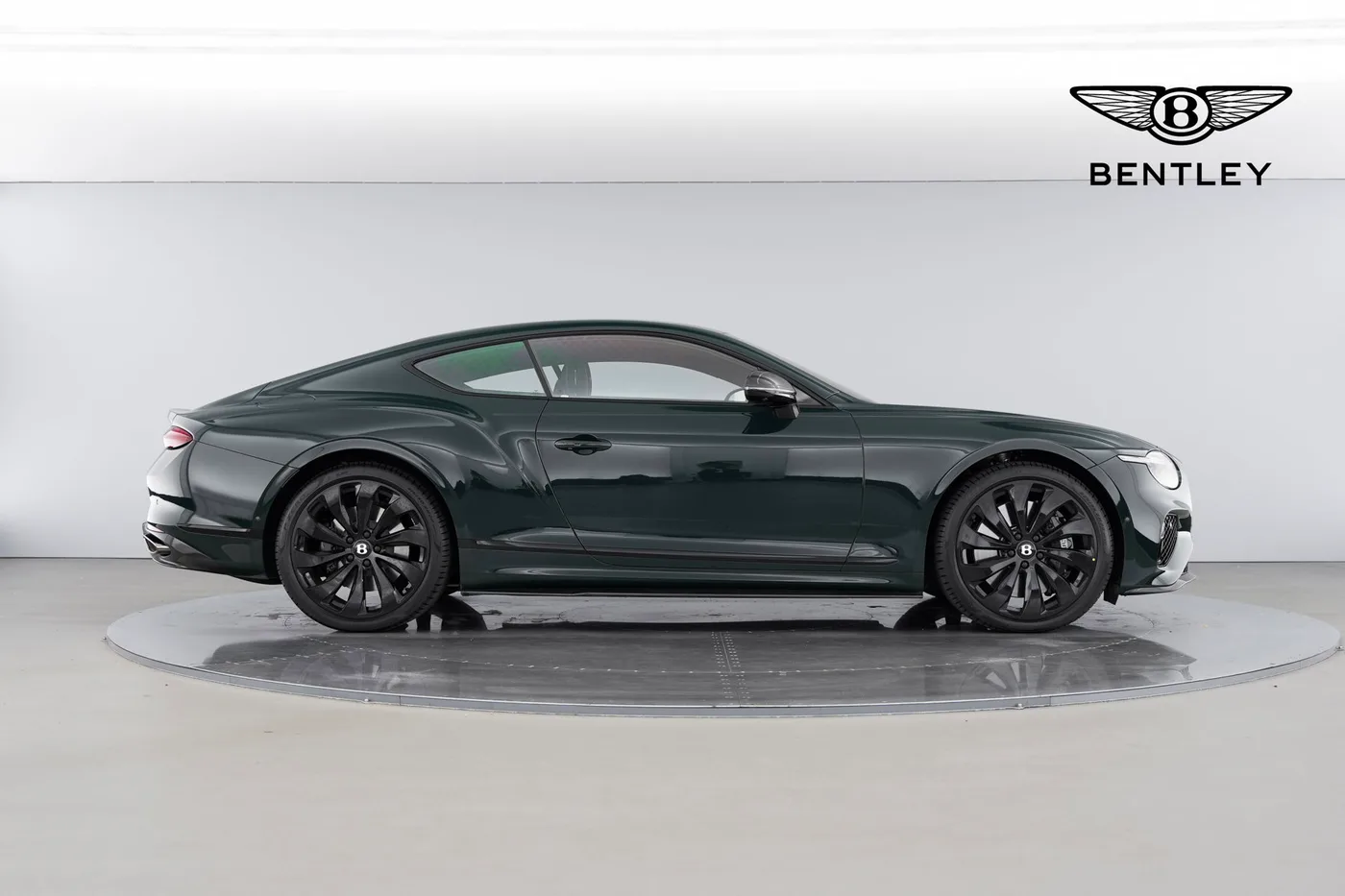 2026 Bentley Continental GT proposée par un groupe de concessions agréées à Hatfield, Royaume-Uni, photo 4 sur 25