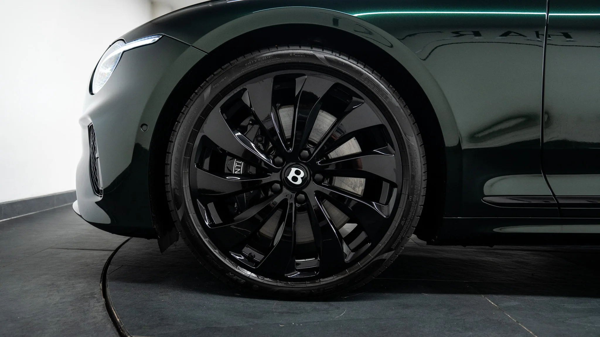 2026 Bentley Continental GT V8 High Performance Hybrid, 20/30