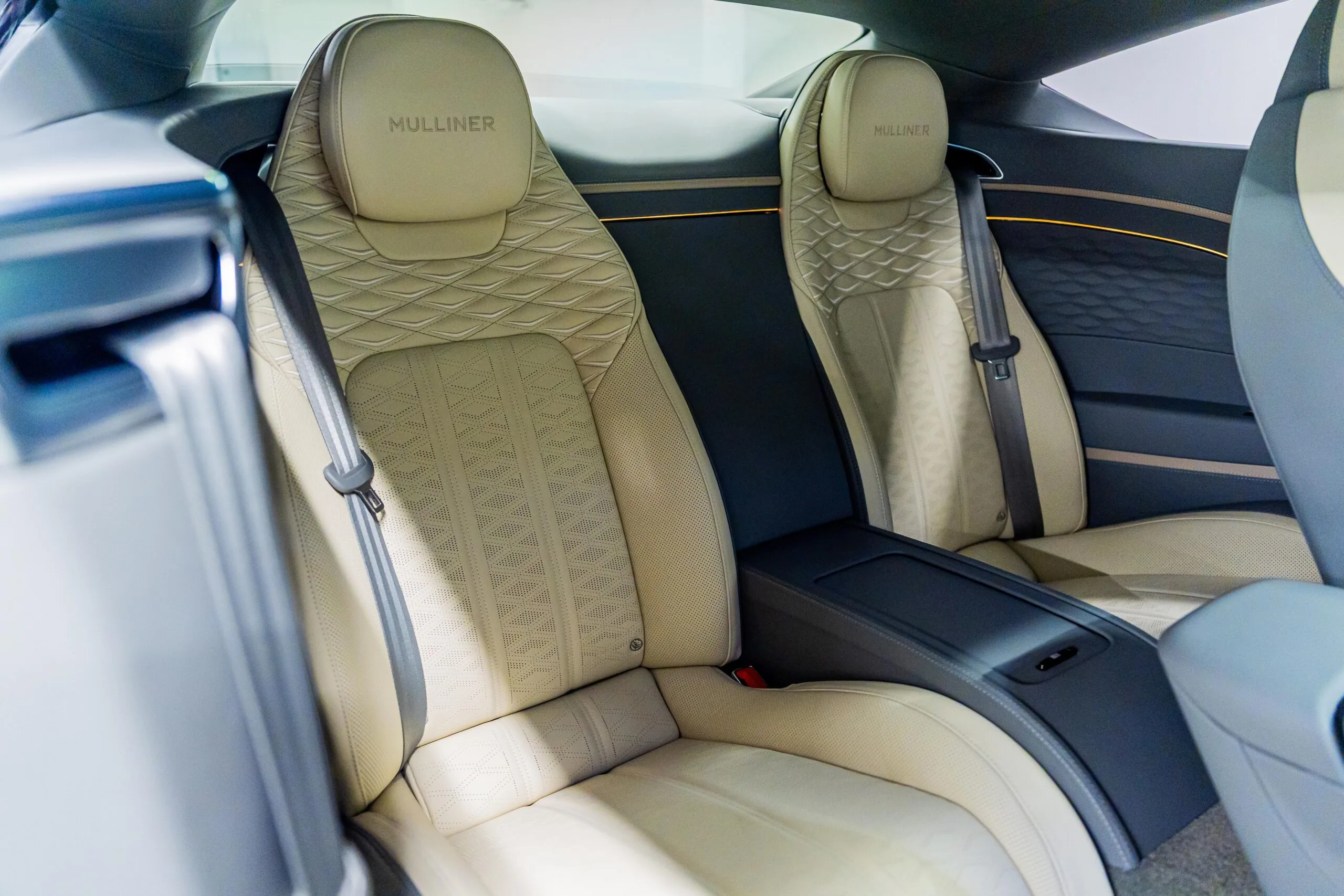 2026 Bentley Continental GT Mulliner, 8/28