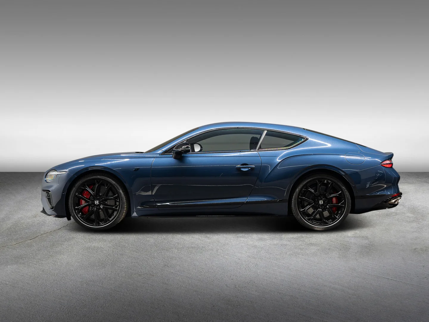 2026 Bentley Continental GT S V8 Hybrid, 4/30