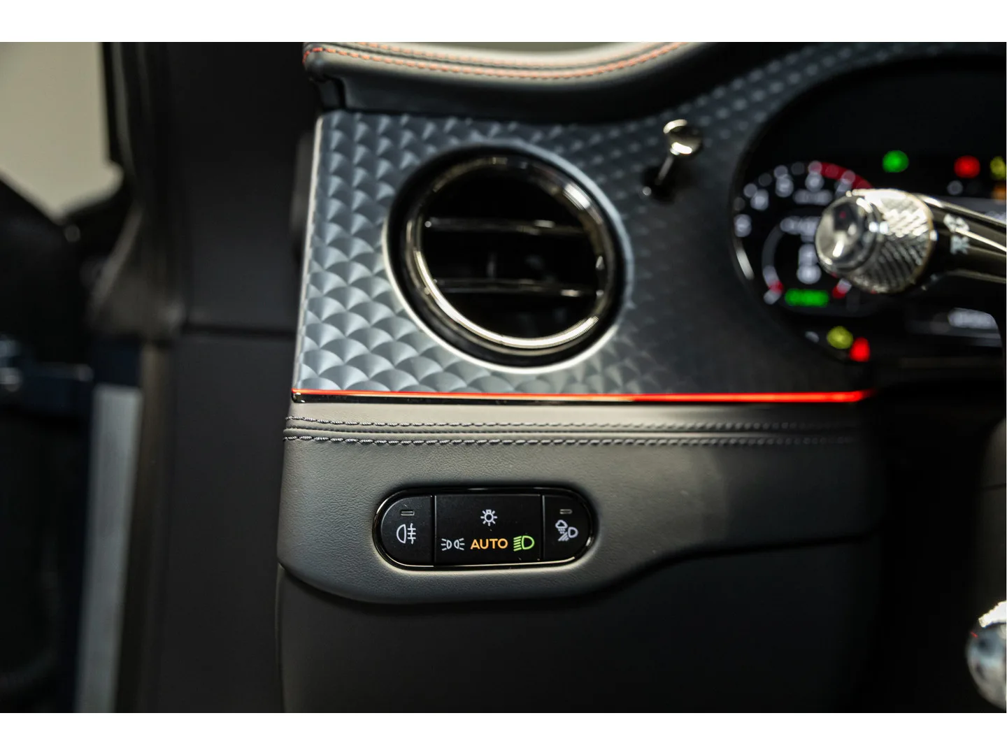 2026 Bentley Continental GT S V8 Hybrid, 26/30