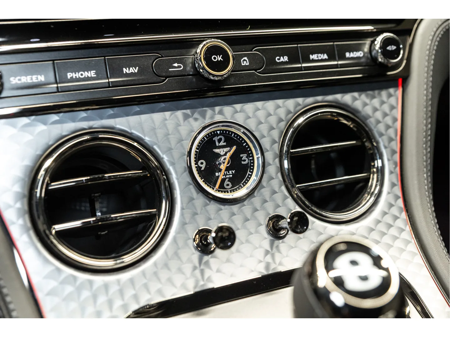 2026 Bentley Continental GT S V8 Hybrid, 29/30