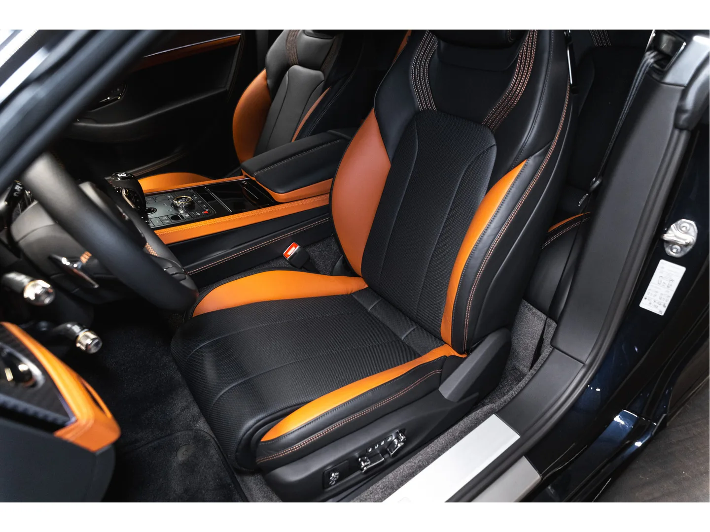 2026 Bentley Continental GT S V8 Hybrid, 16/30