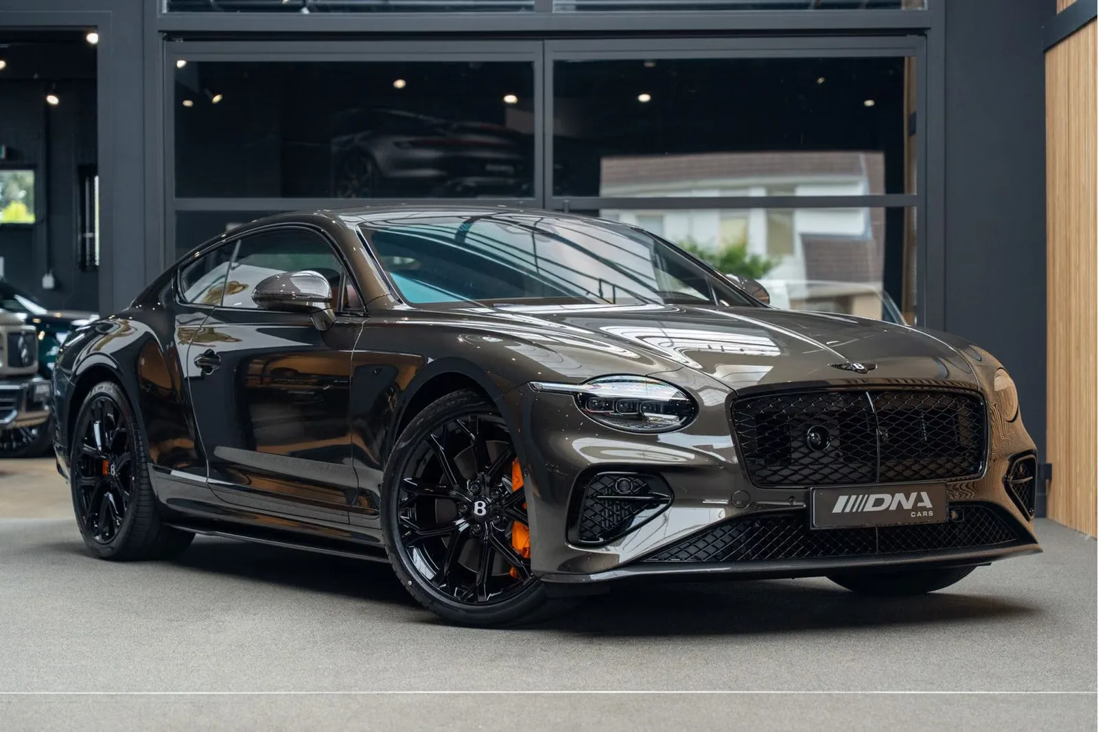 2026 Bentley Continental GT S angeboten von einem Fachhändler in Naarden, Niederlande, Hauptfoto