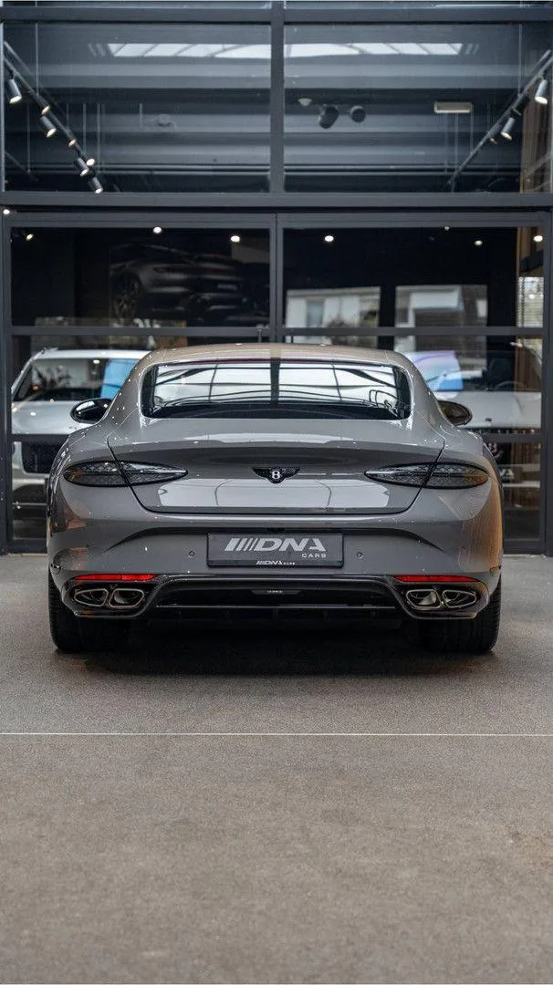 2026 Bentley Continental GT S, 28/30