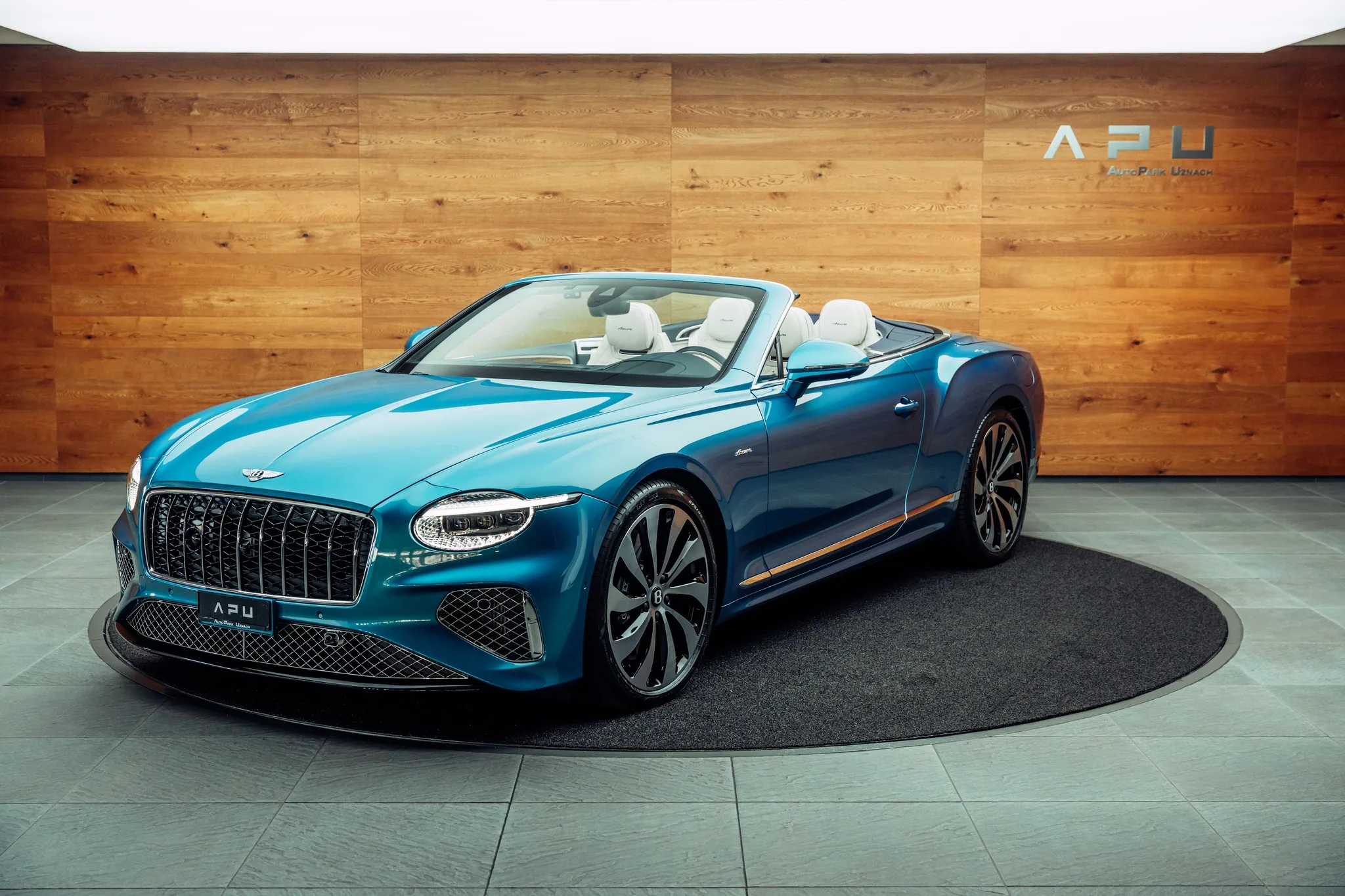 2026 Bentley Continental GTC Azure, 4/24