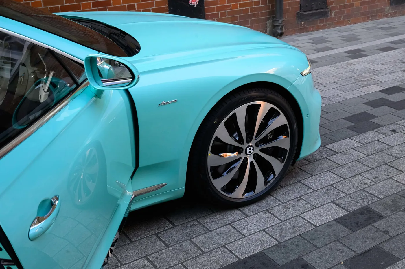 2026 Bentley Continental GTC Azure angeboten von einer Vertragshändlergruppe in London, Vereinigtes Königreich, Foto 13 von 25