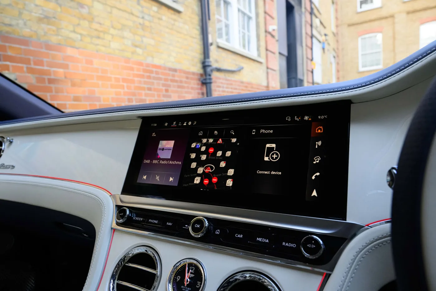 2026 Bentley Continental GTC Azure angeboten von einer Vertragshändlergruppe in London, Vereinigtes Königreich, Foto 23 von 25