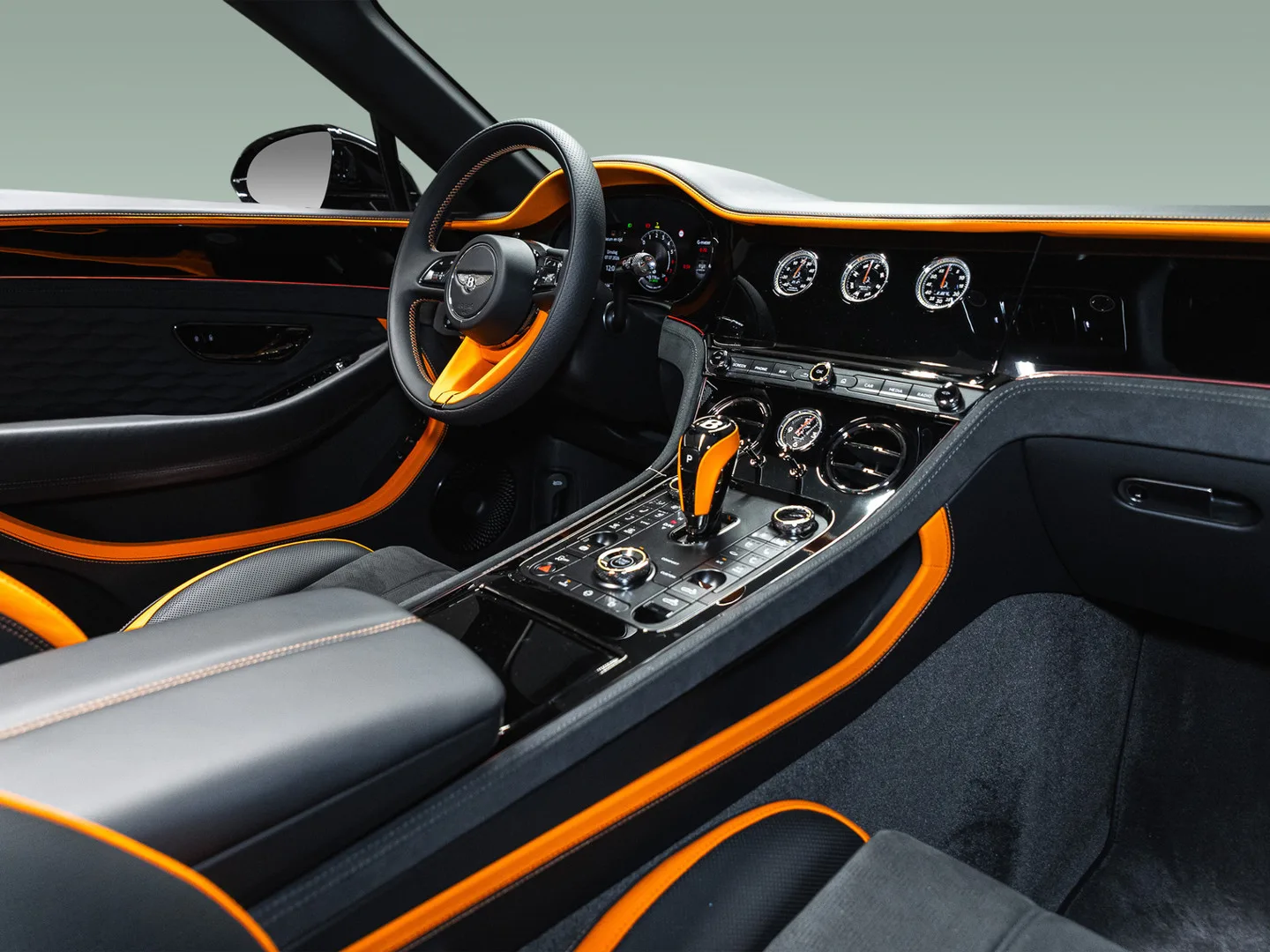 2026 Bentley Continental GTC Speed V8 Hybrid, 19/30