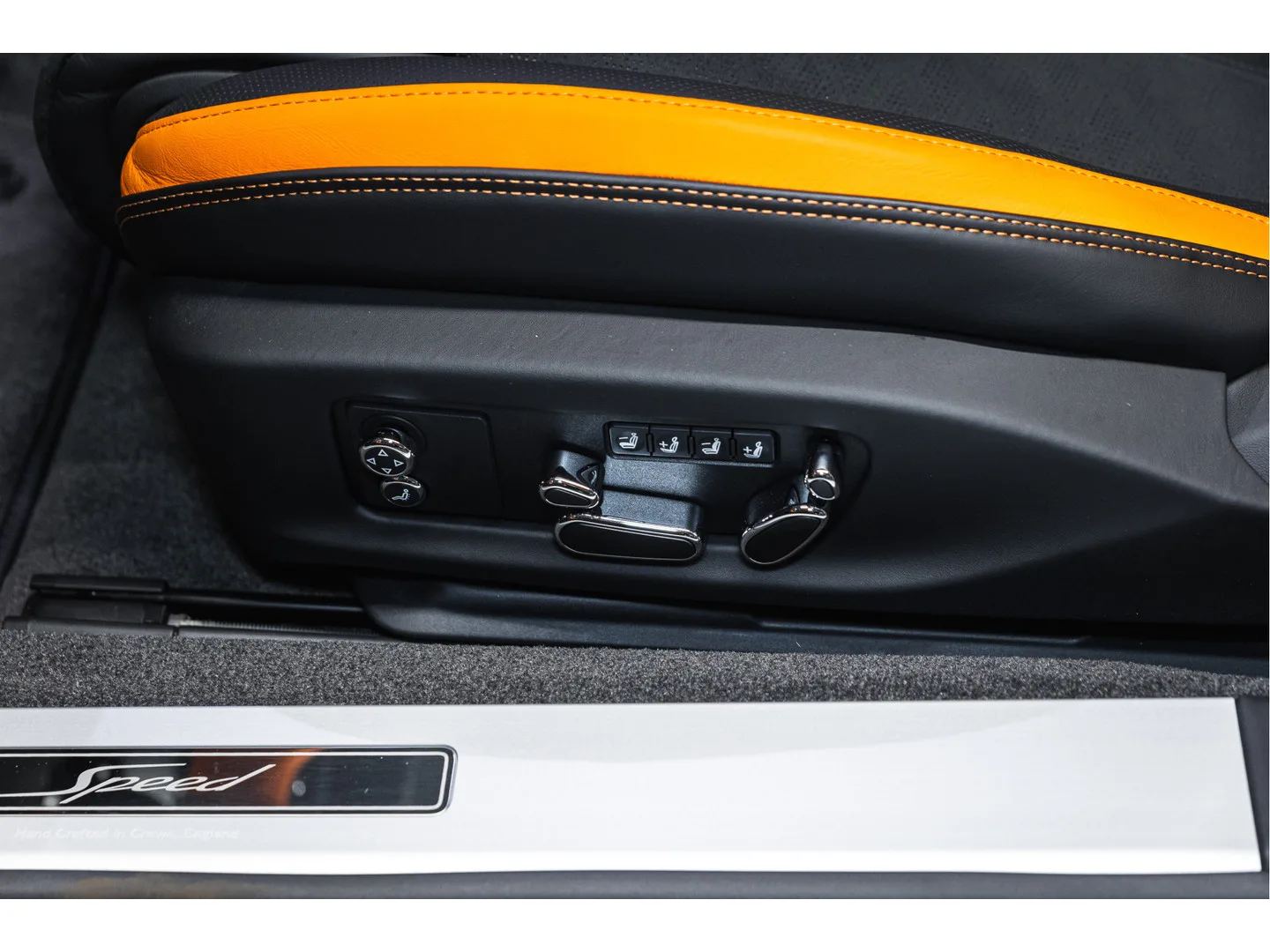 2026 Bentley Continental GTC Speed V8 Hybrid, 23/30