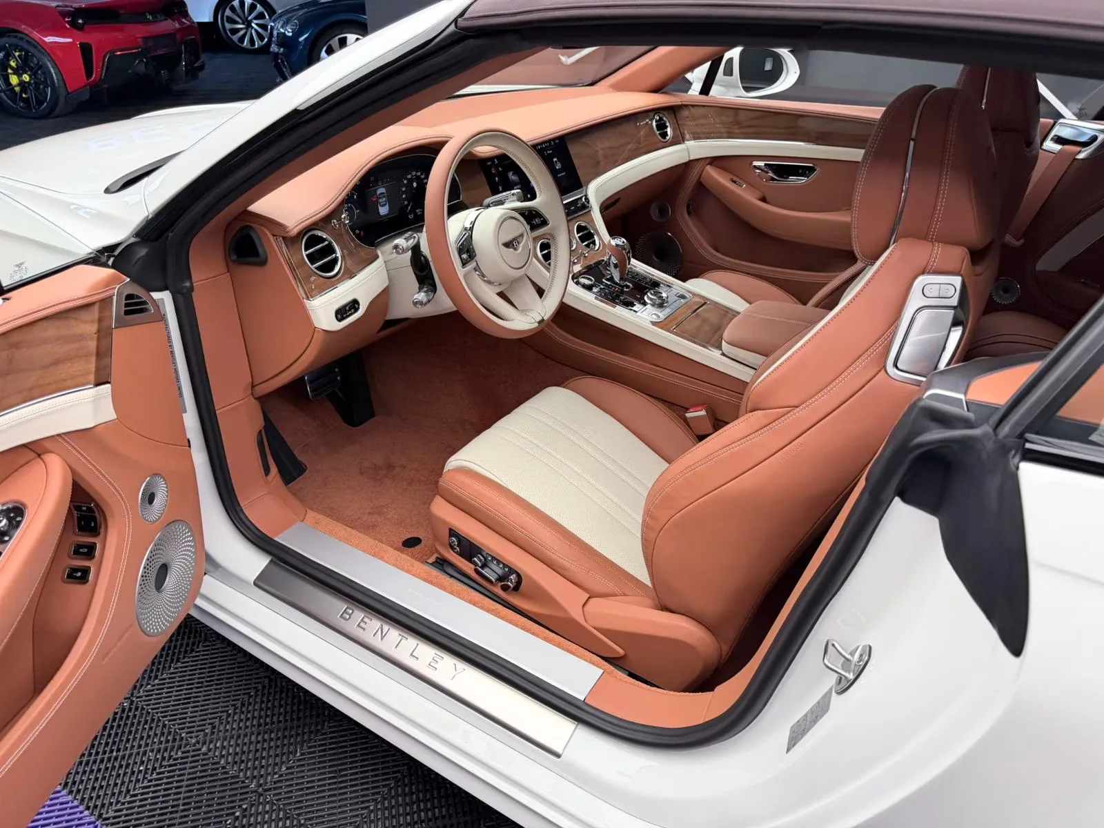 2026 Bentley Continental GTC, 13/29