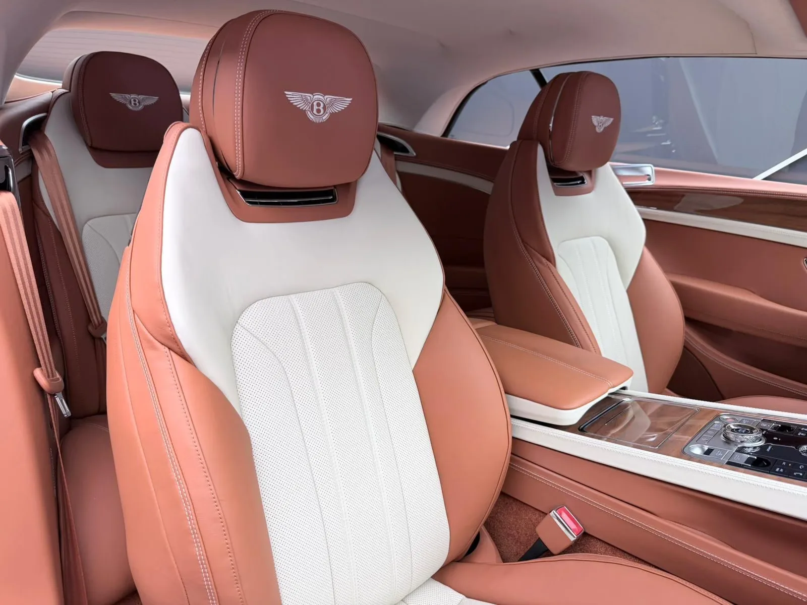 2026 Bentley Continental GTC, 17/29