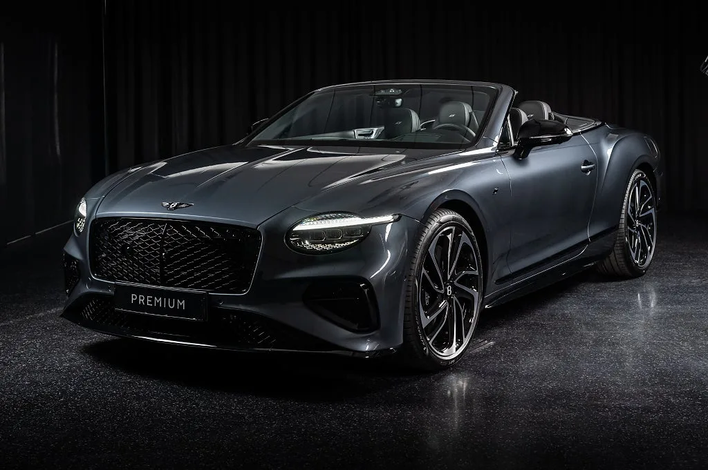 2026 Bentley Continental GTC offered by an authorised dealer in Järfälla, Sweden, main photo