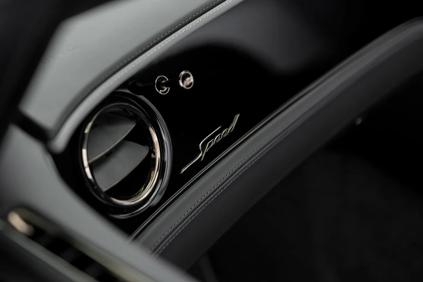 2026 Bentley Continental GTC Speed angeboten von einer Vertragshändlergruppe in Hatfield, Vereinigtes Königreich, Foto 15 von 25