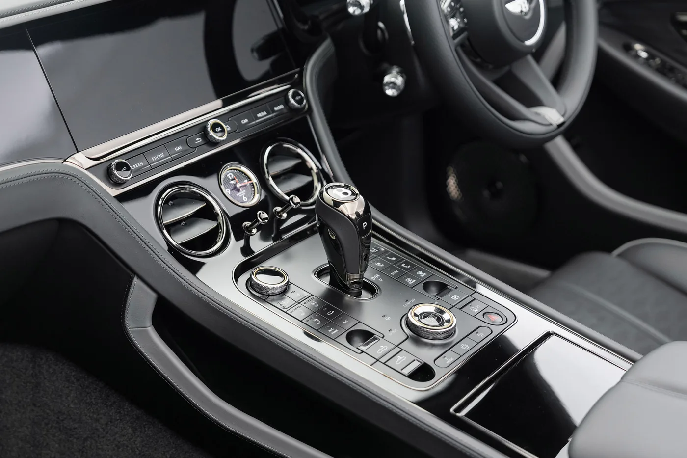 2026 Bentley Continental GTC Speed angeboten von einer Vertragshändlergruppe in Hatfield, Vereinigtes Königreich, Foto 16 von 25