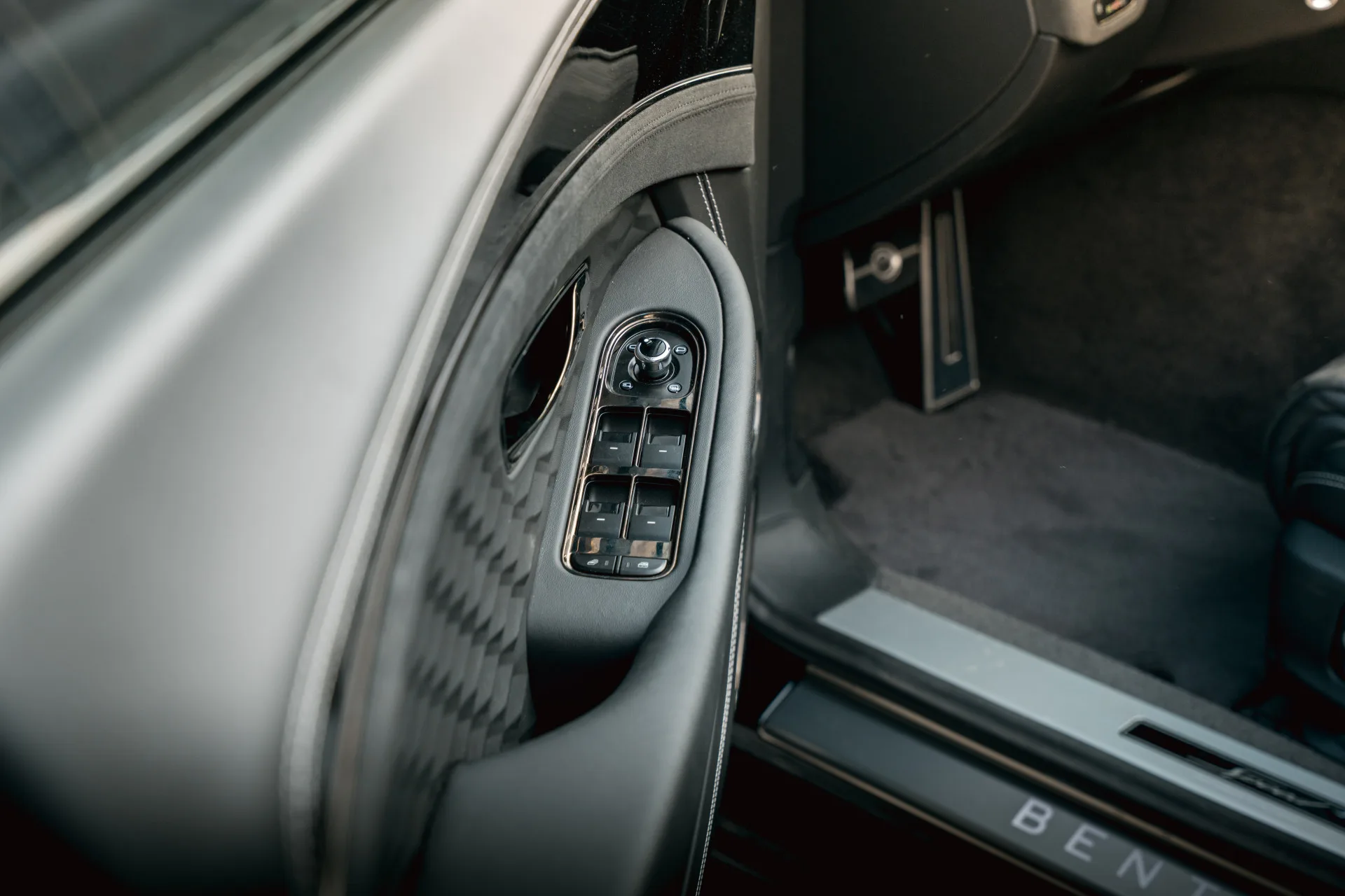 2026 Bentley Continental GTC Speed, 16/25