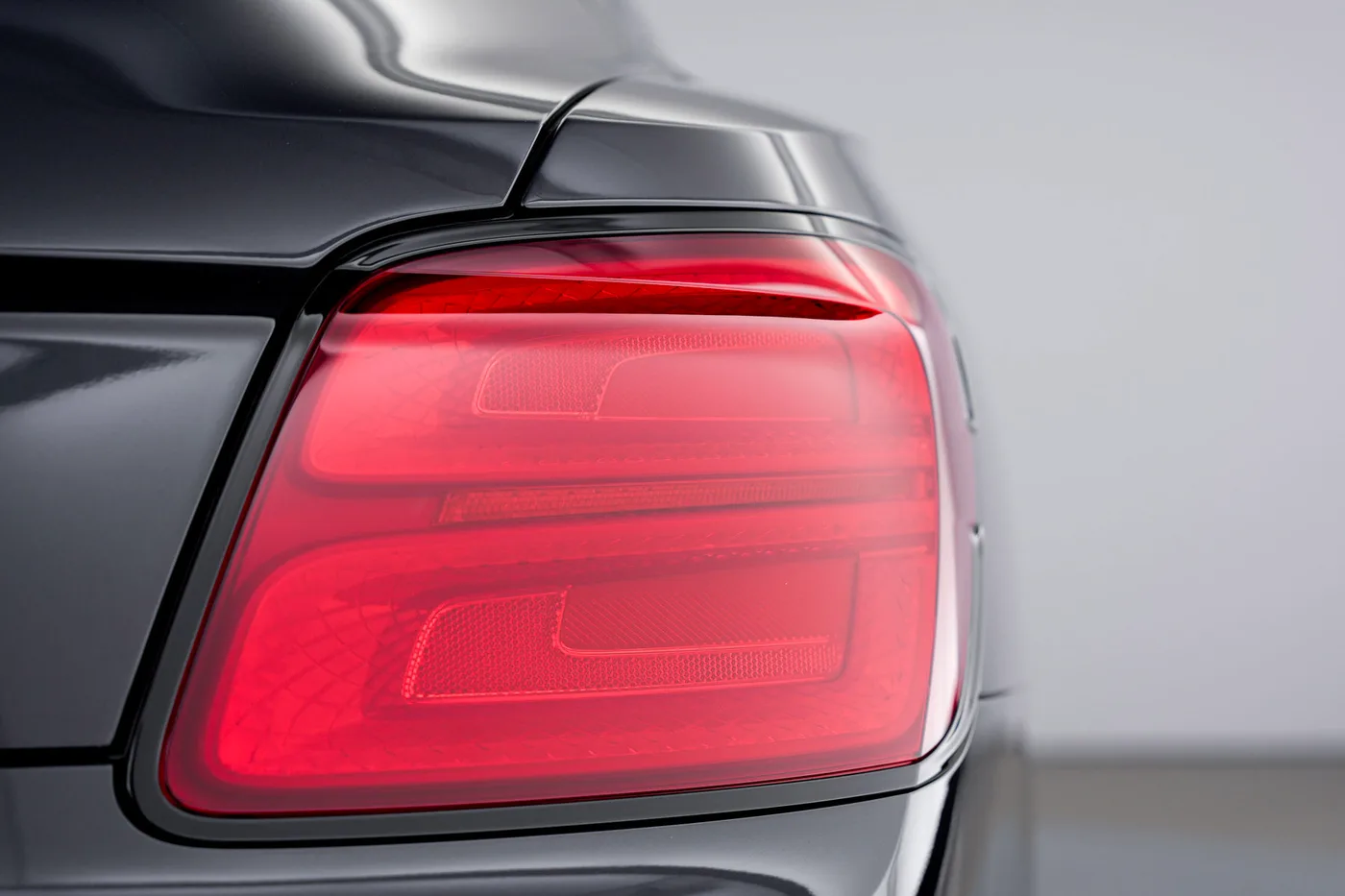 2026 Bentley Flying Spur Azure angeboten von einer Vertragshändlergruppe in Hatfield, Vereinigtes Königreich, Foto 18 von 25