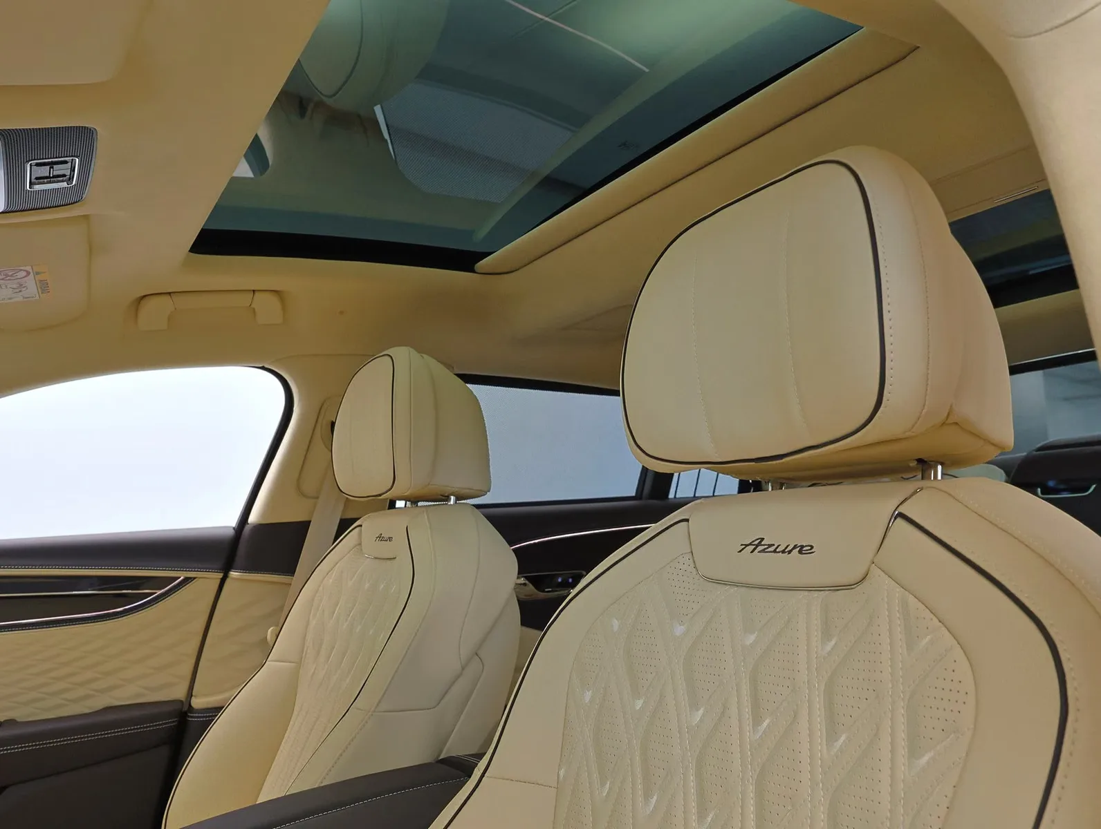 2026 Bentley Flying Spur Azure, 9/25