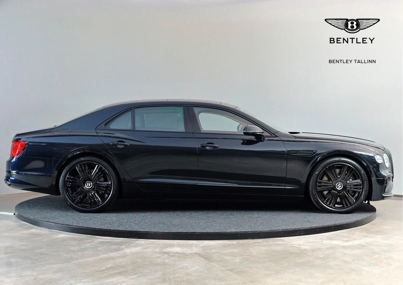 2026 Bentley Flying Spur Azure, 24/25