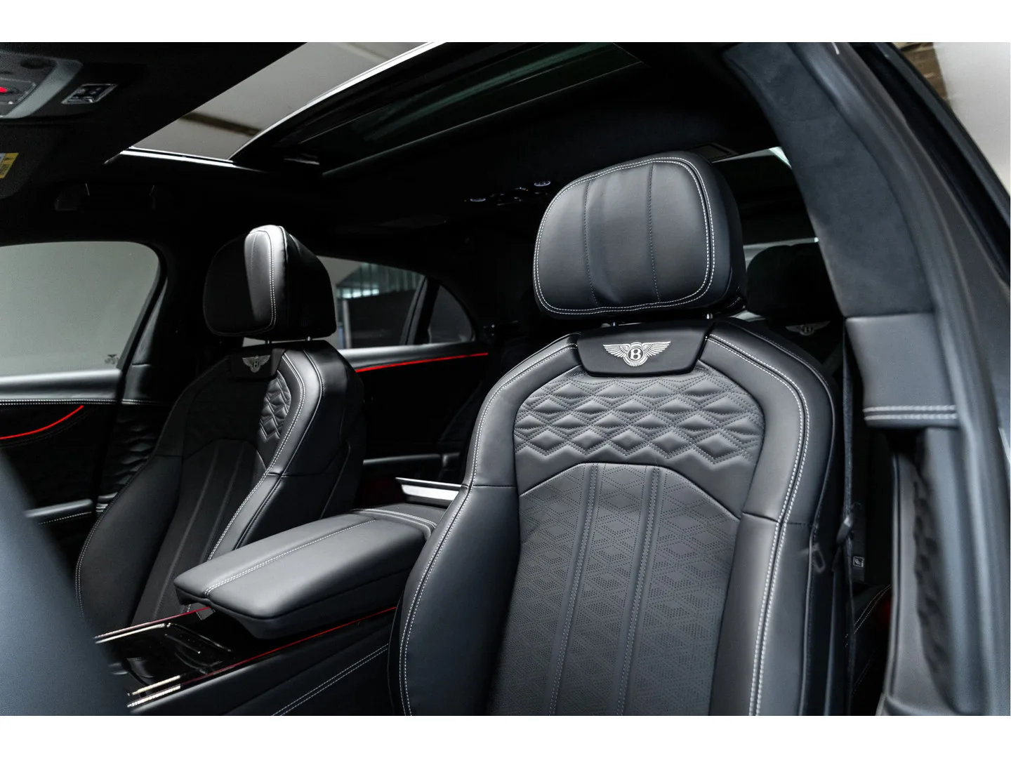 2026 Bentley Flying Spur, 25/30