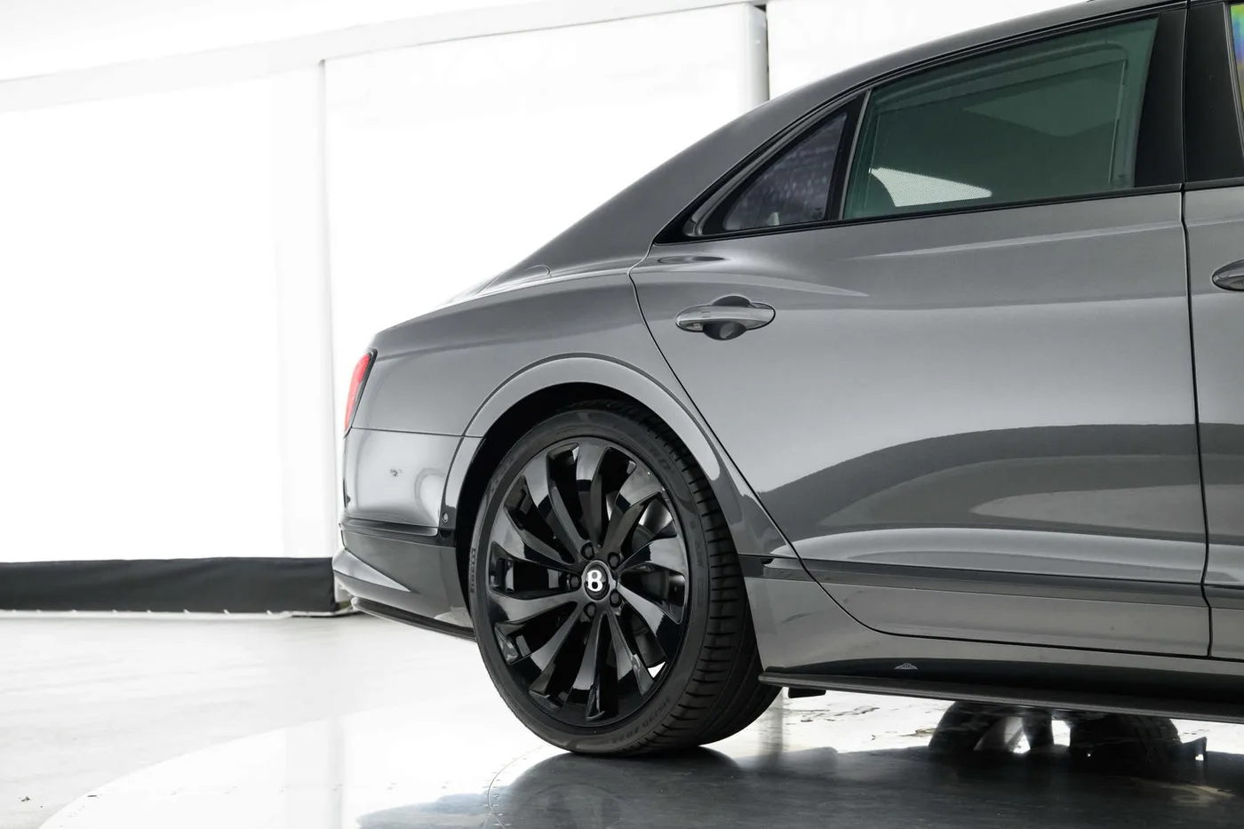2026 Bentley Flying Spur offered by a franchised dealer group in Hatfield, United Kingdom, photo 9 of 25