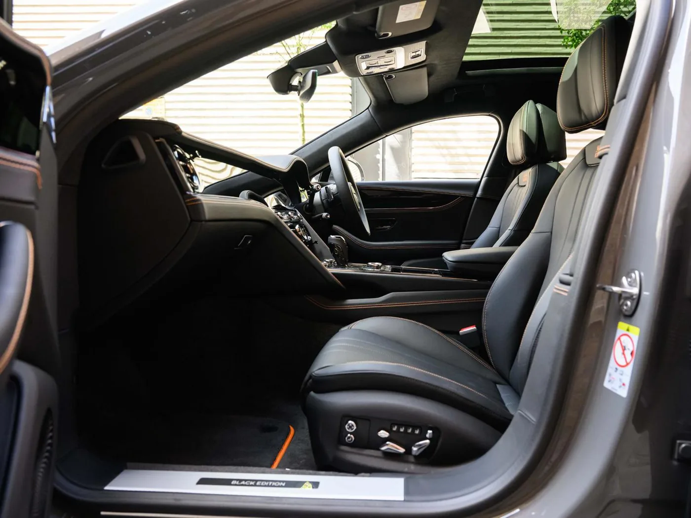 2026 Bentley Flying Spur offered by a franchised dealer group in London, United Kingdom, photo 13 of 25