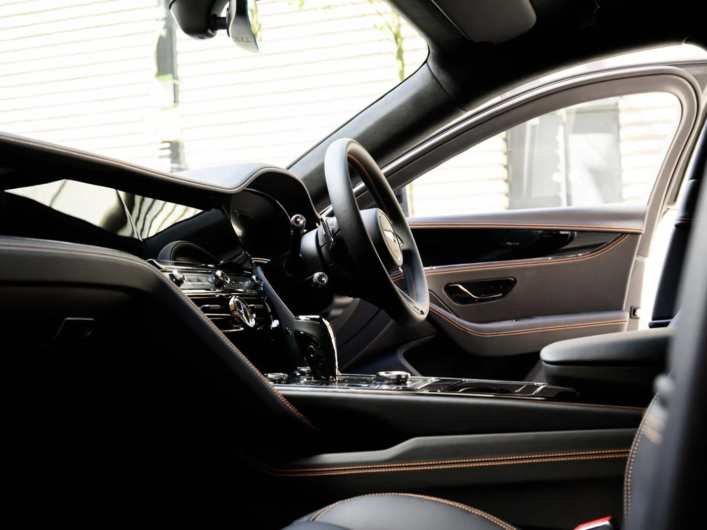 2026 Bentley Flying Spur offered by a franchised dealer group in London, United Kingdom, photo 16 of 25